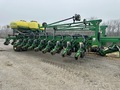 2005 John Deere DB60 Planter