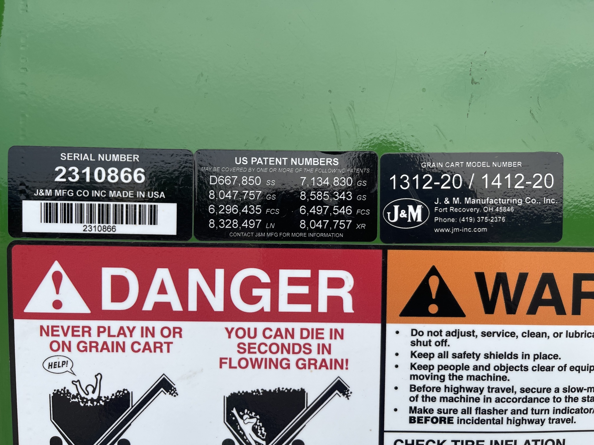 2023 J&M 1312-20T Grain Cart