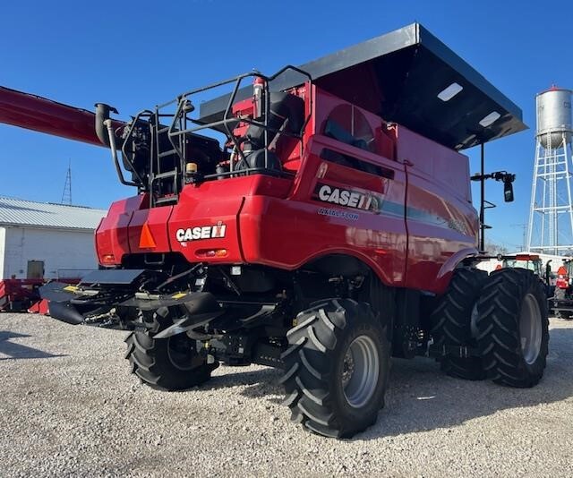 2017 Case IH 8240 Combine