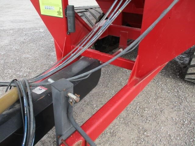 J&M 1151-22 Grain Cart