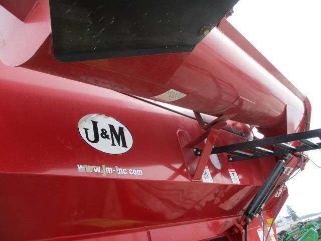  J&M 1151-22 Grain Cart