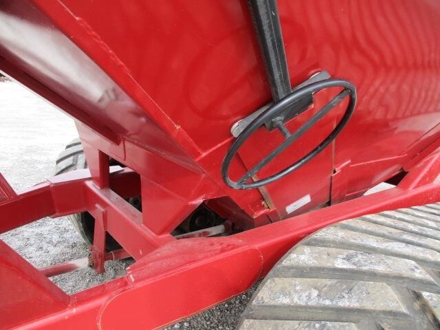  J&M 1151-22 Grain Cart