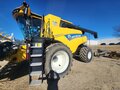 2020 New Holland CR7.90 REVELATION Combine