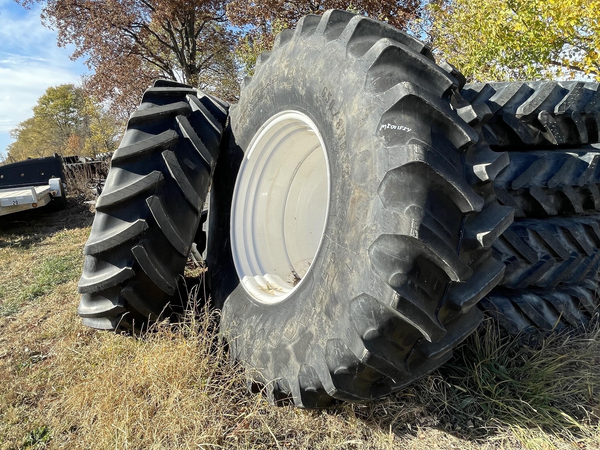  Firestone 650/85R38 Miscellaneous