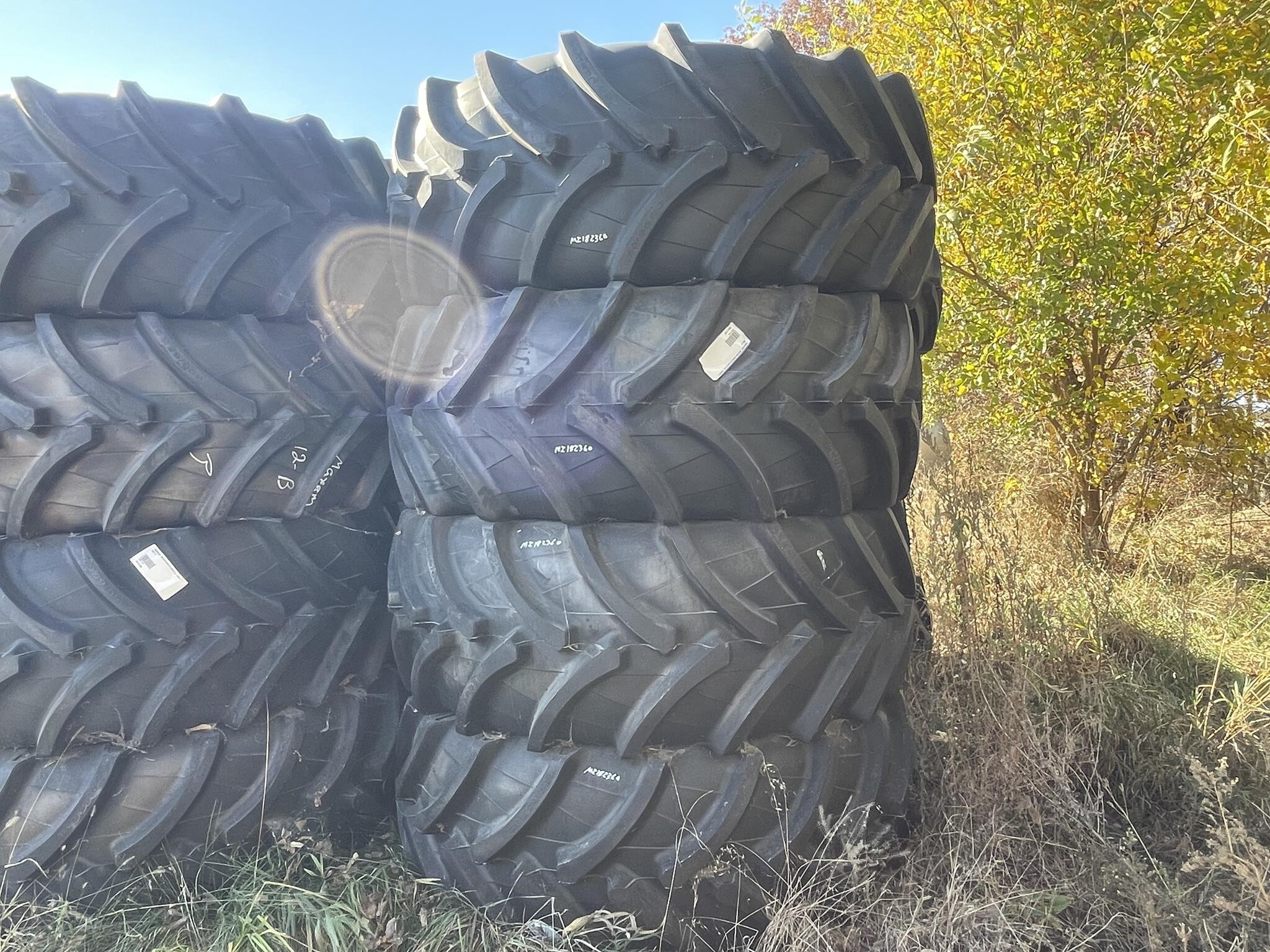 AGRIMAX 650/65R38 Wheels / Tires / Track