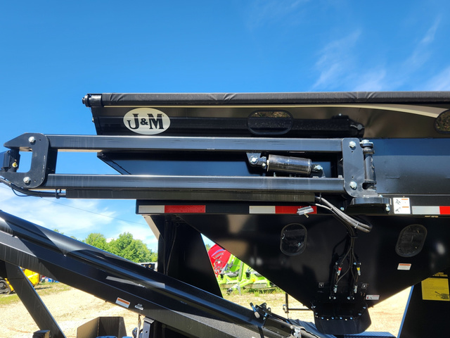 2024 J&M 290ST8BC-B Grain Cart