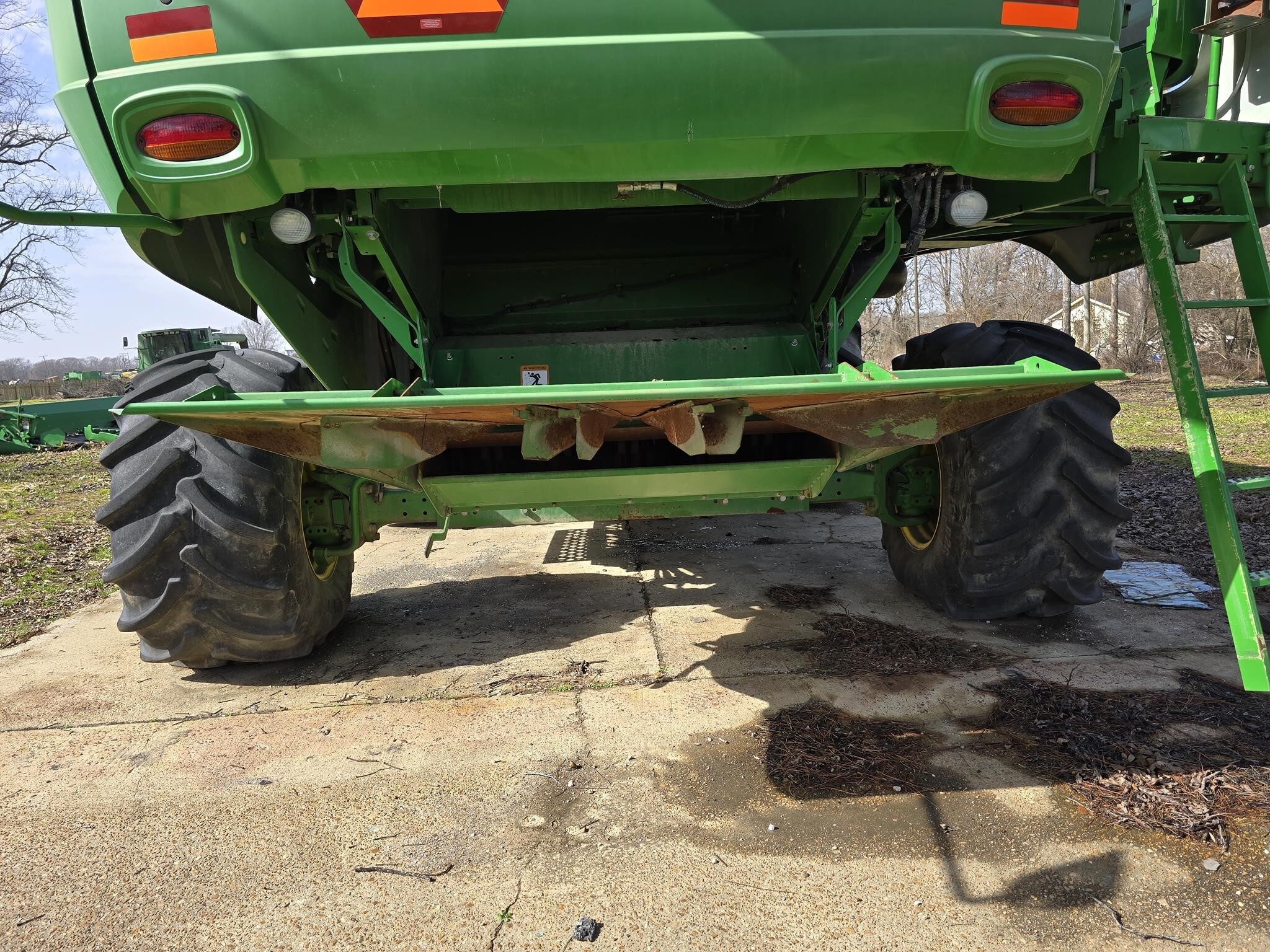 2015 John Deere S680 Combine