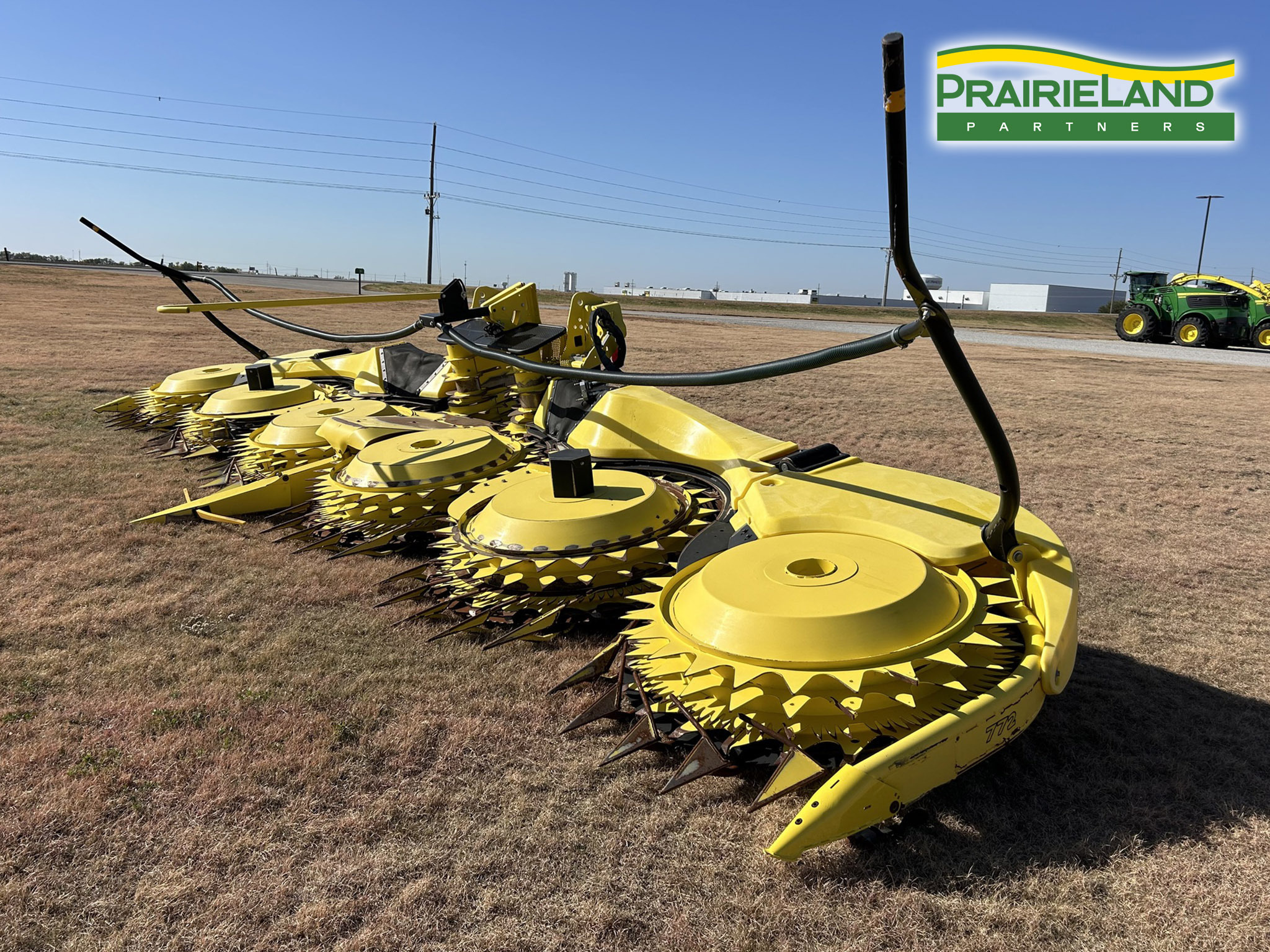 2022 John Deere 772 Corn Head