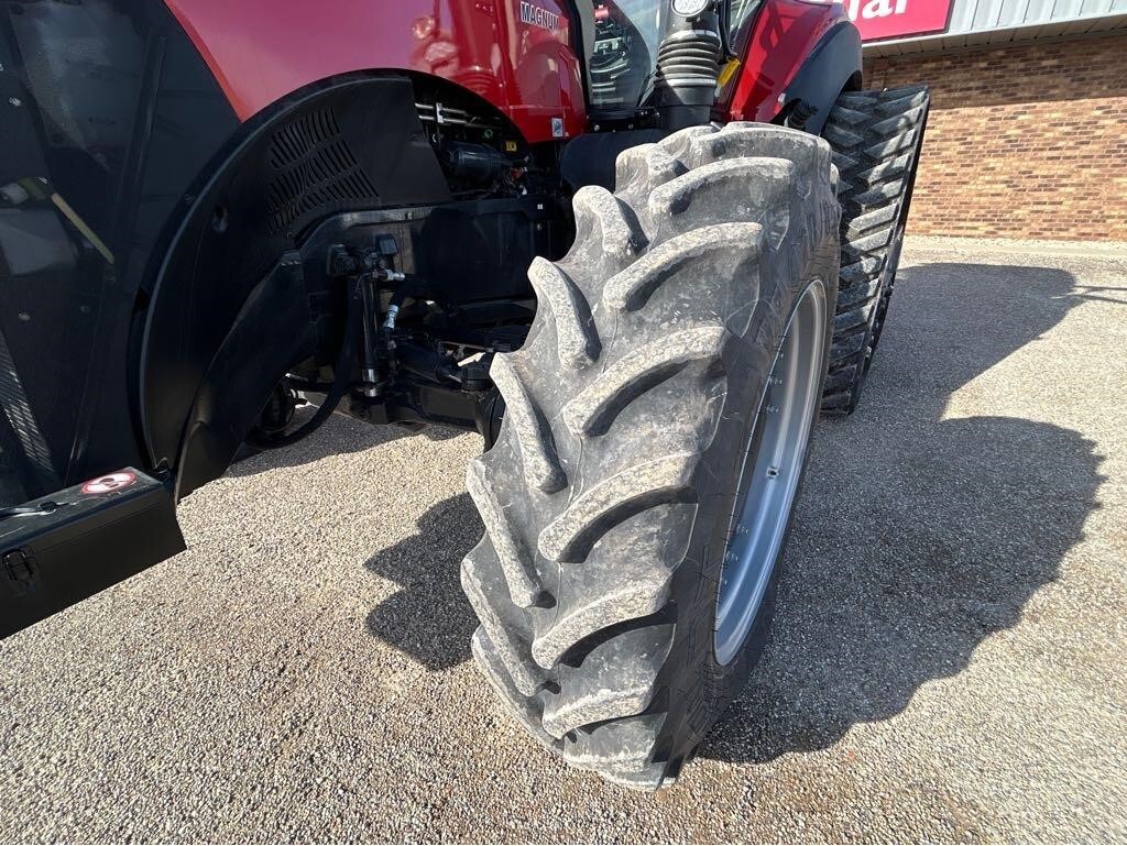 2023 Case IH MAGNUM 380 ROWTRAC CVX Tractor
