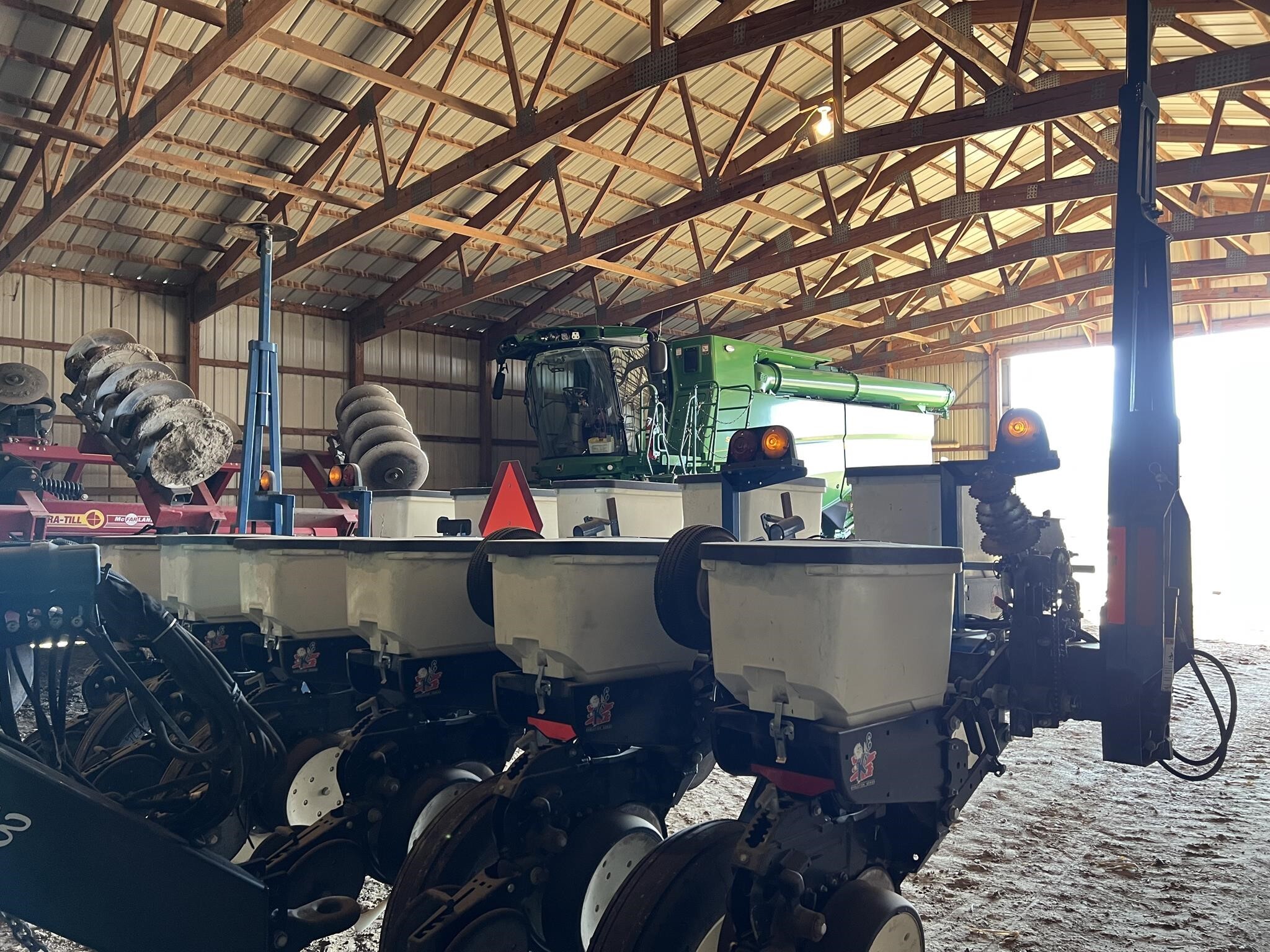 2014 Kinze 3000 Planter