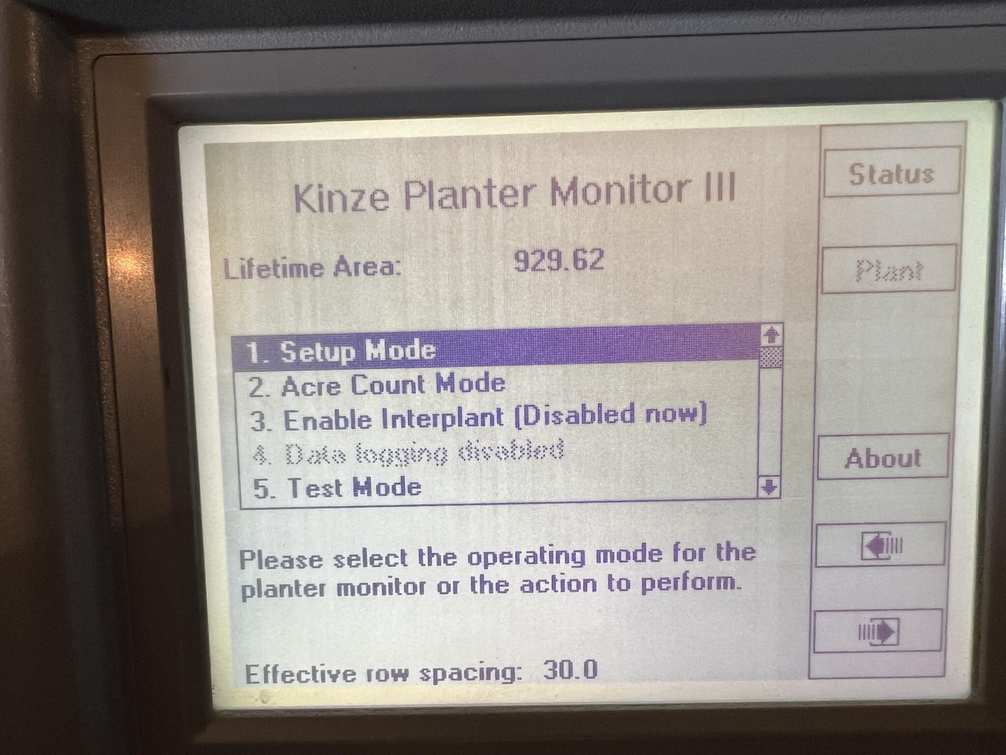 2014 Kinze 3000 Planter