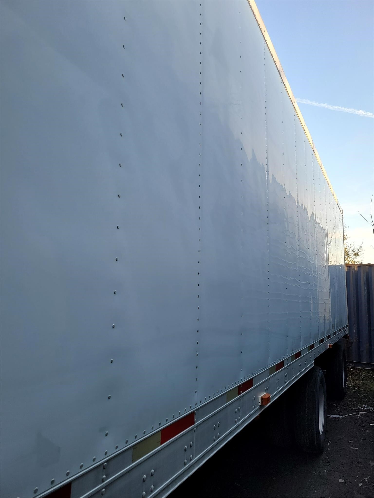 2006 Utility 48 FT Box Trucks/Trailer