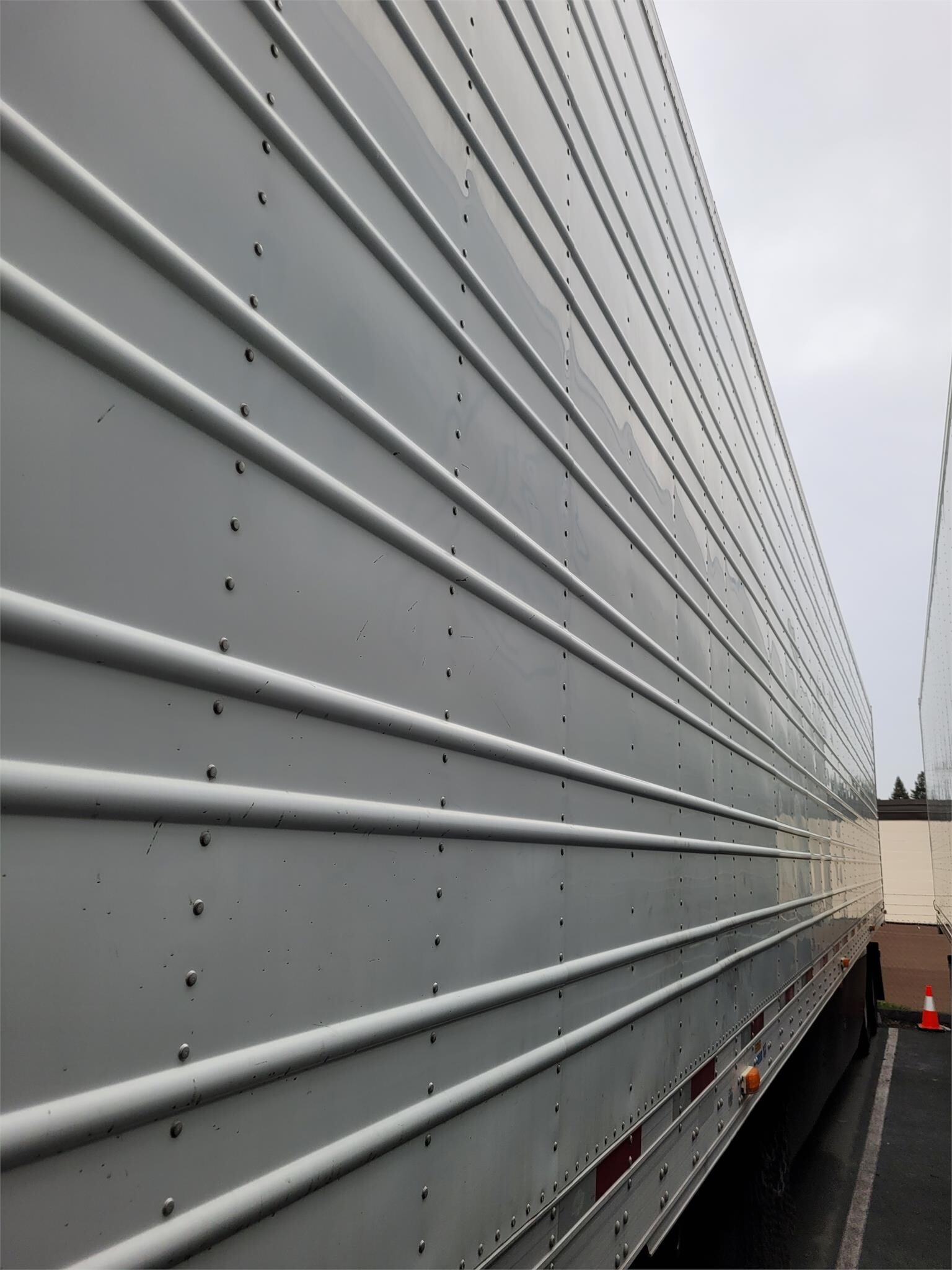 2014 Utility 53' Box Trucks/Trailer