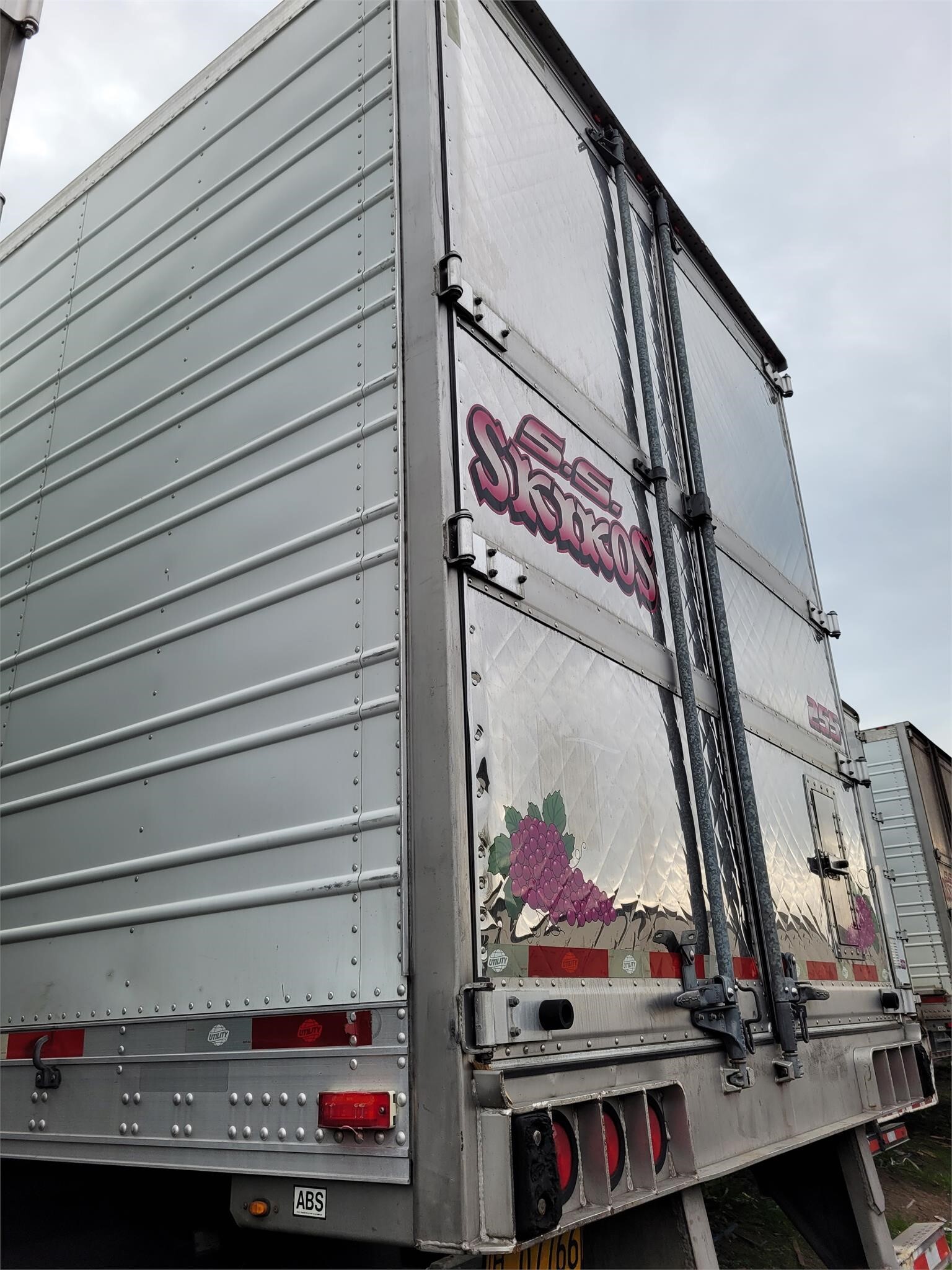 2014 Utility 53' Box Trucks/Trailer