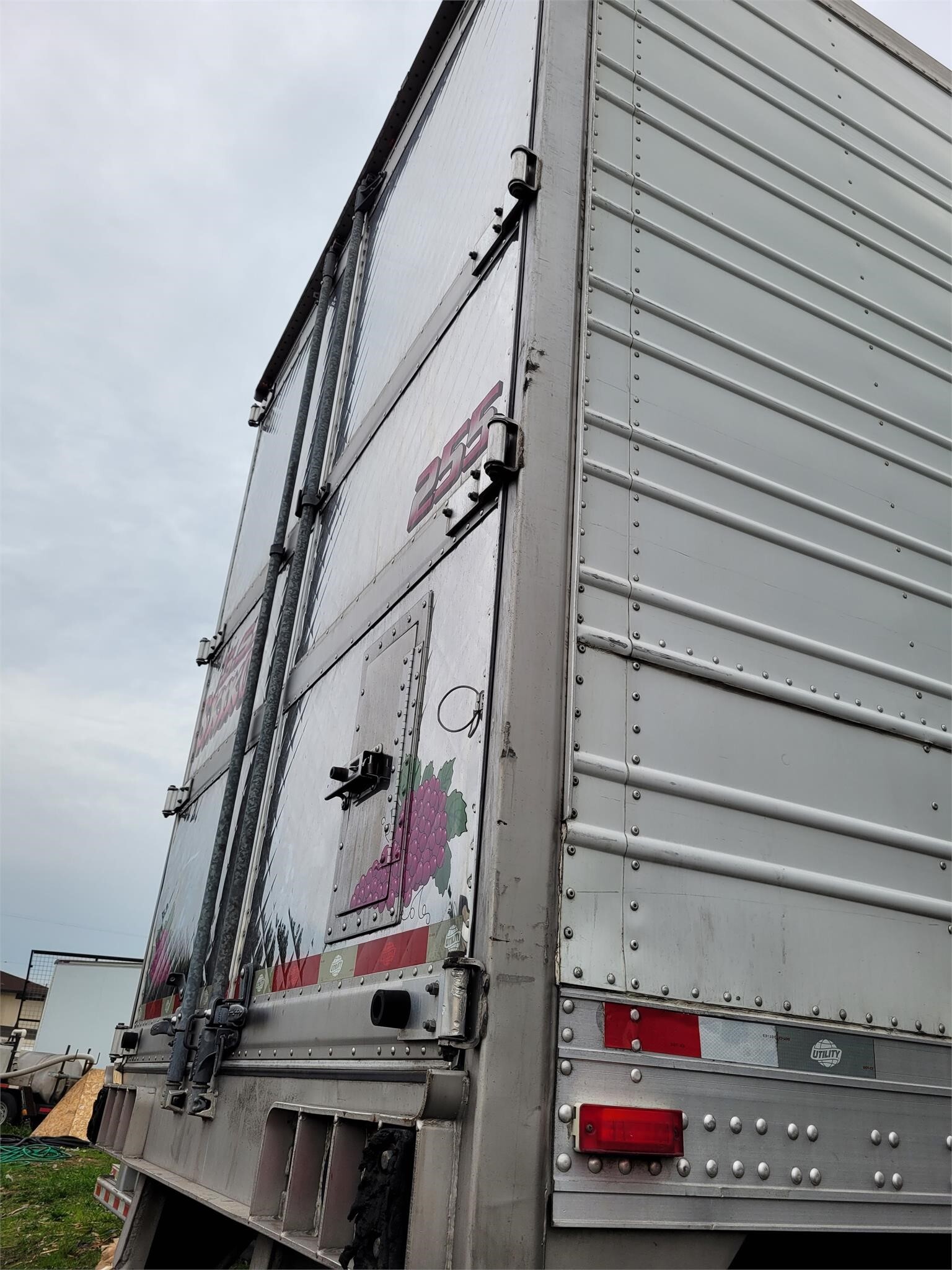 2014 Utility 53' Box Trucks/Trailer