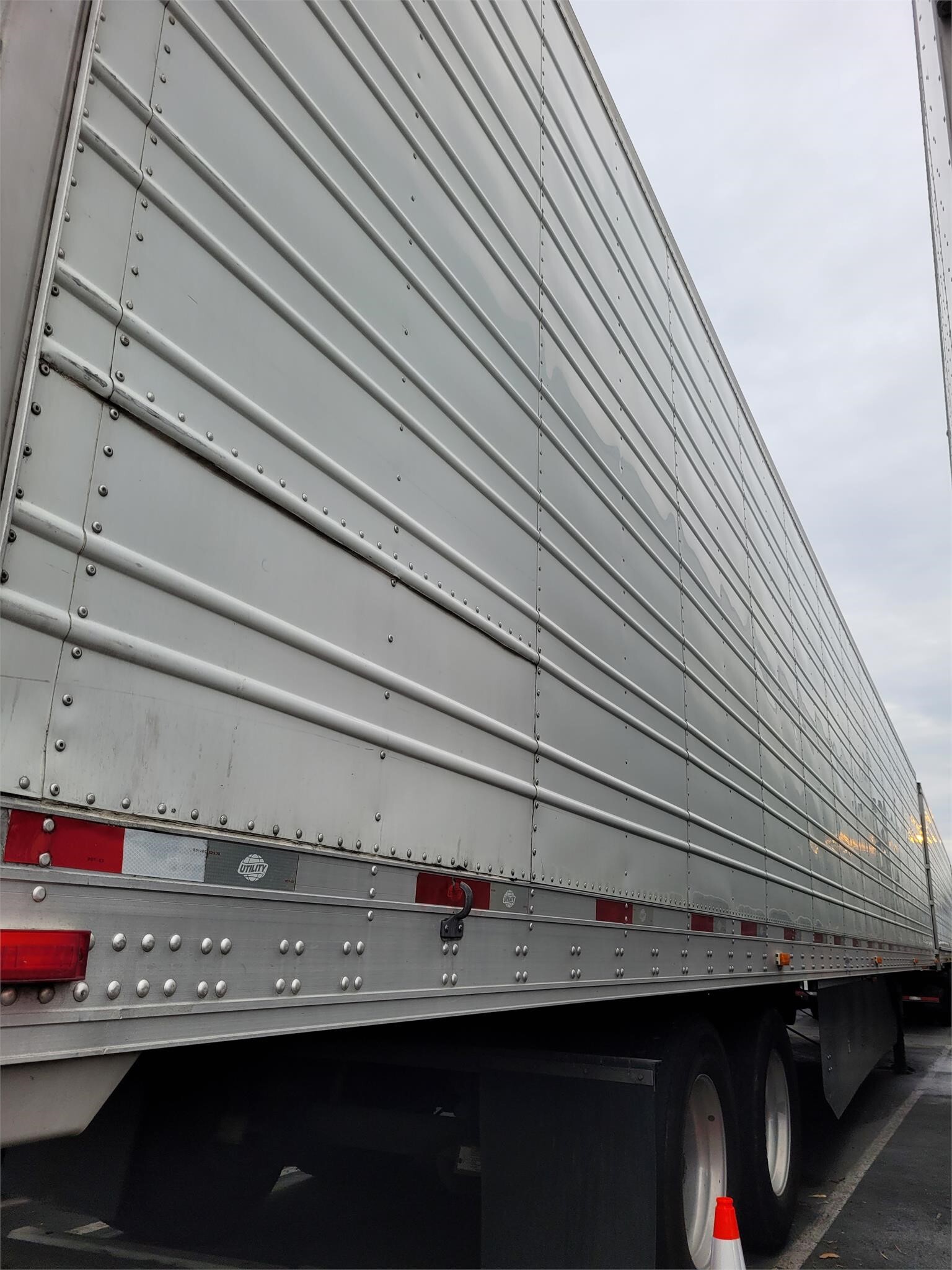 2014 Utility 53' Box Trucks/Trailer
