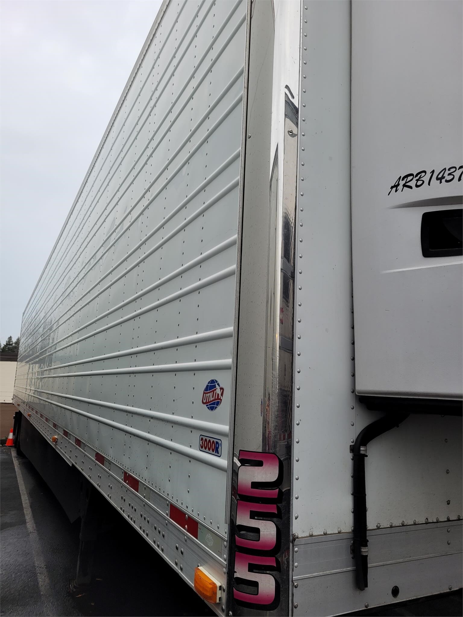 2014 Utility 53' Box Trucks/Trailer