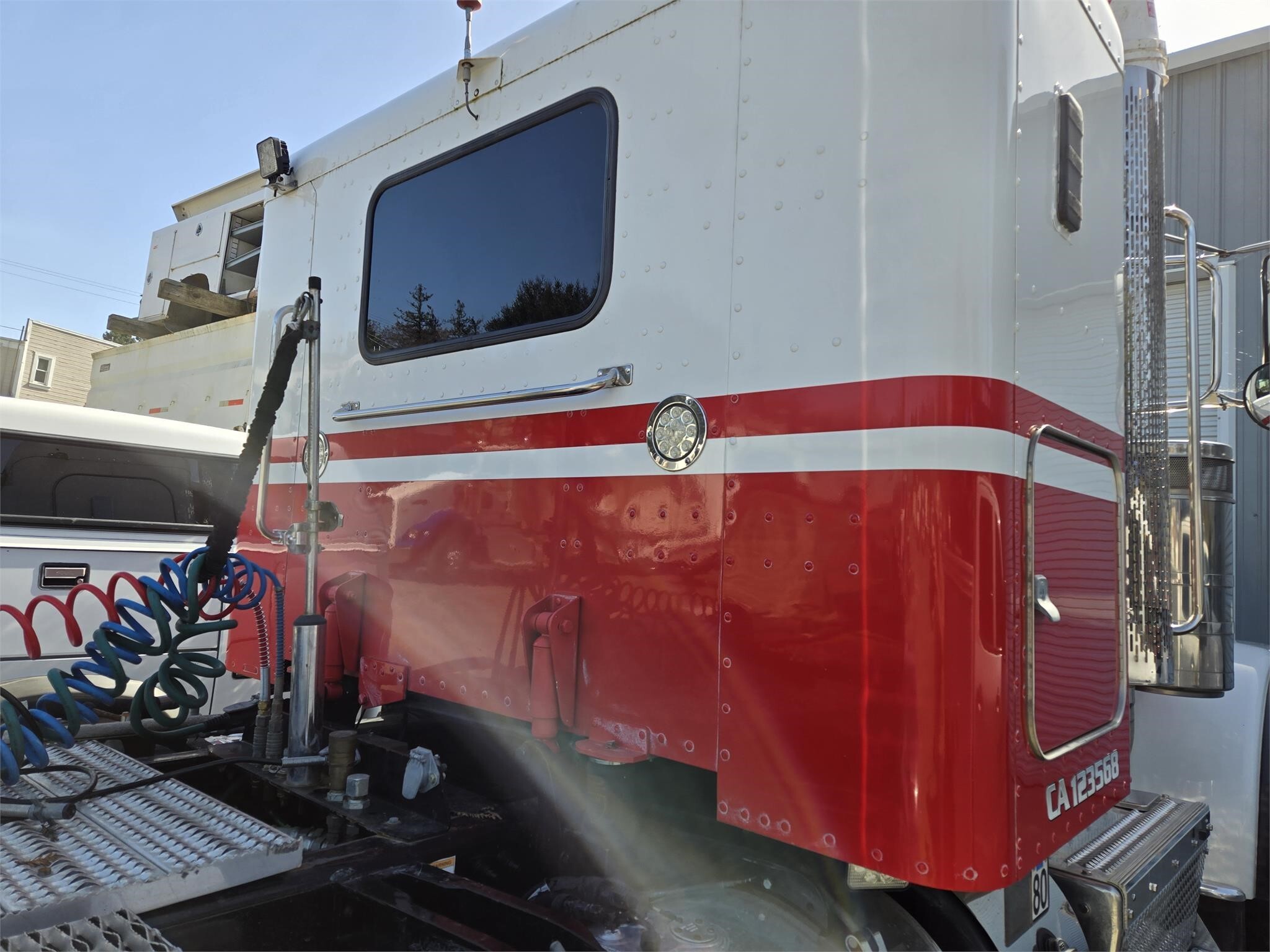2012 Peterbilt 388 Semi Trucks/Trailer