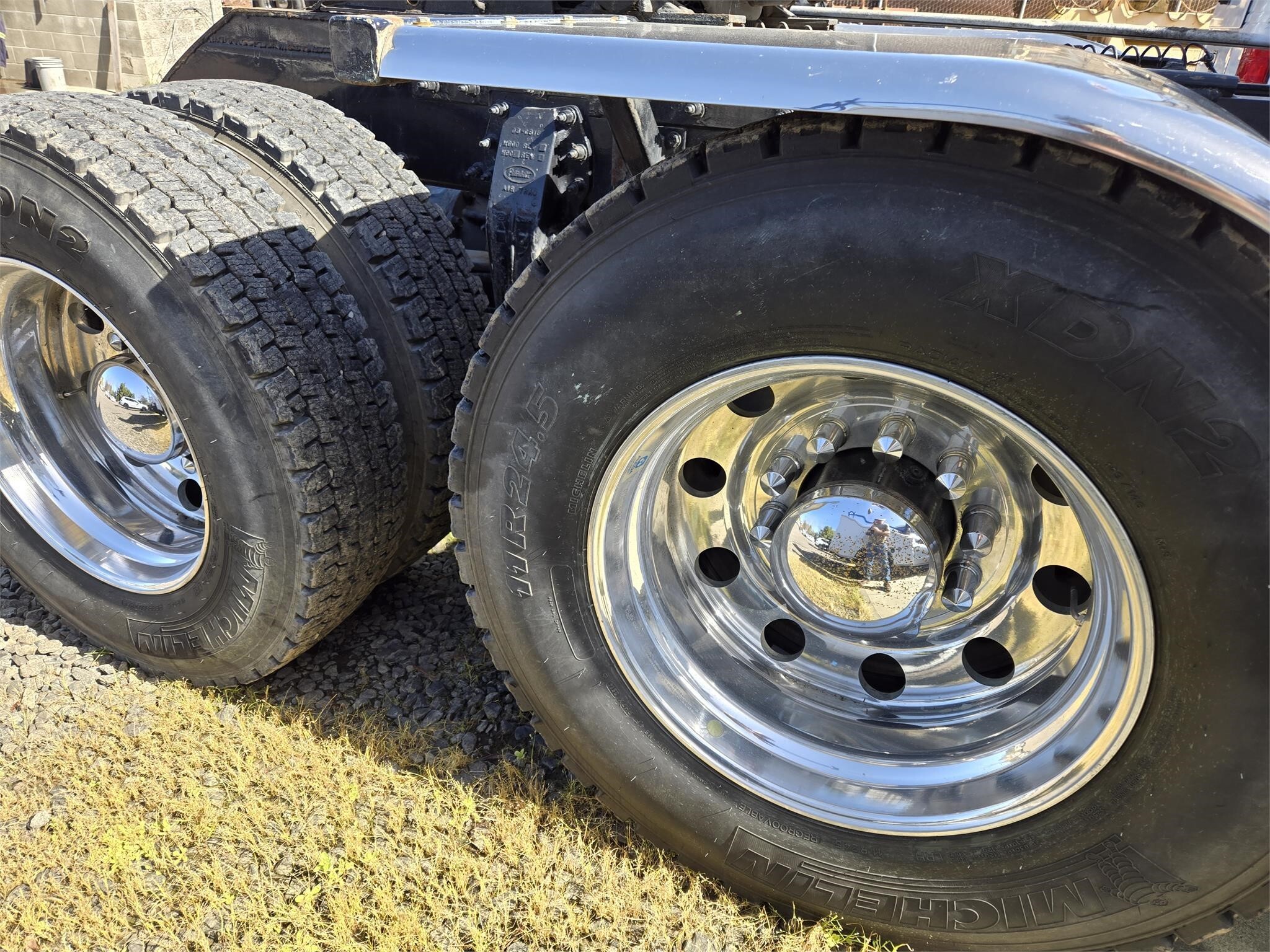 2012 Peterbilt 388 Semi Trucks/Trailer