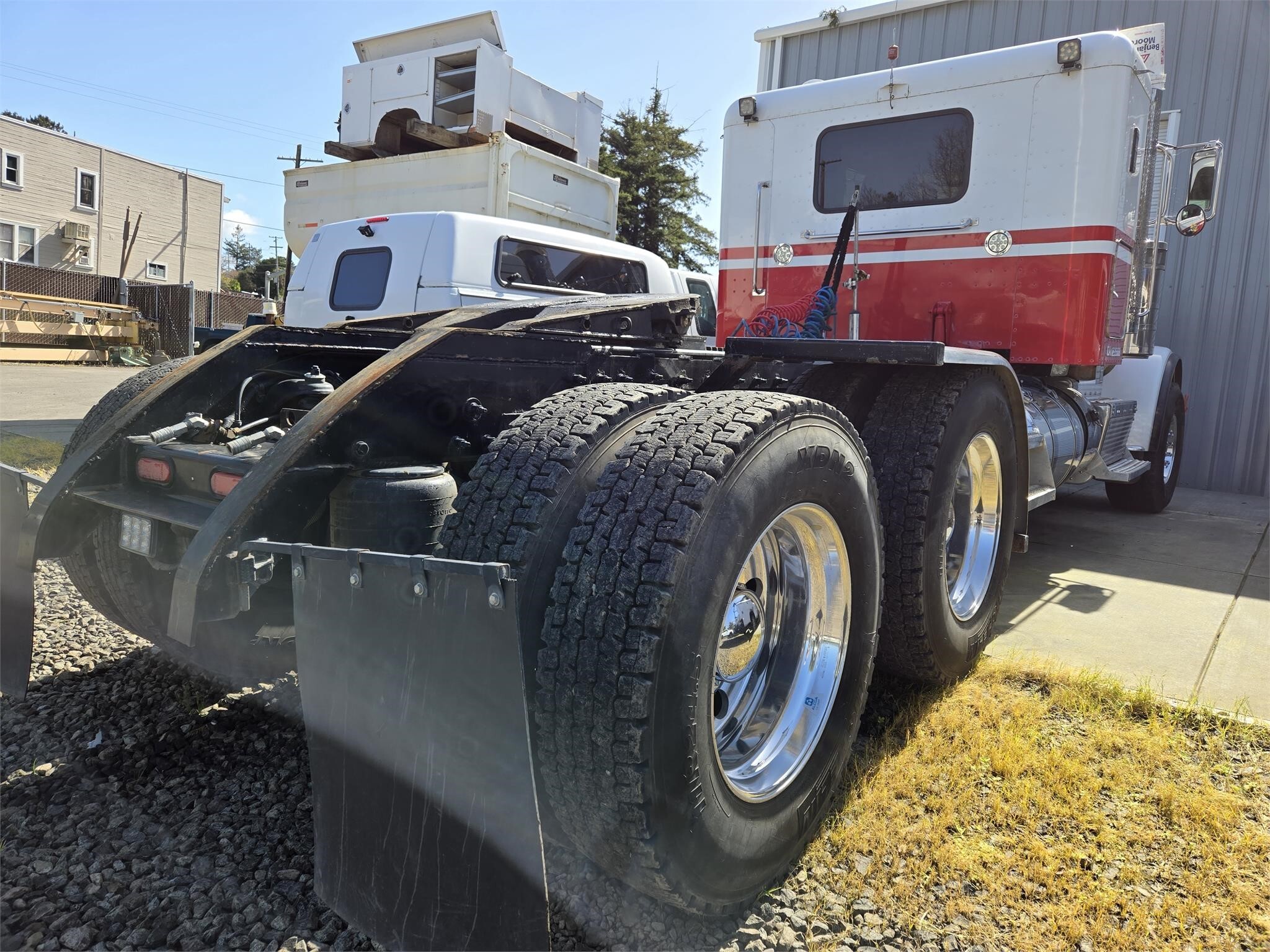 2012 Peterbilt 388 Semi Trucks/Trailer