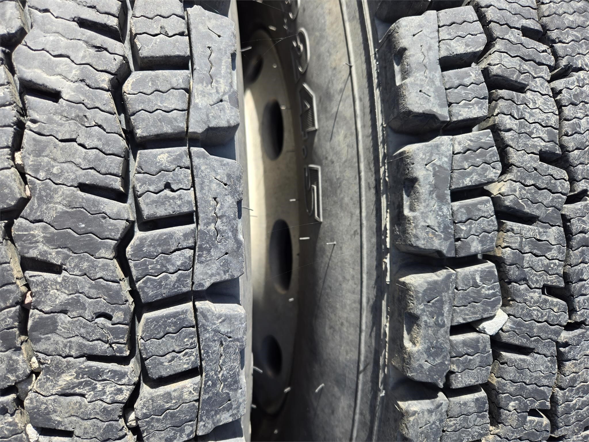 2012 Peterbilt 388 Semi Trucks/Trailer