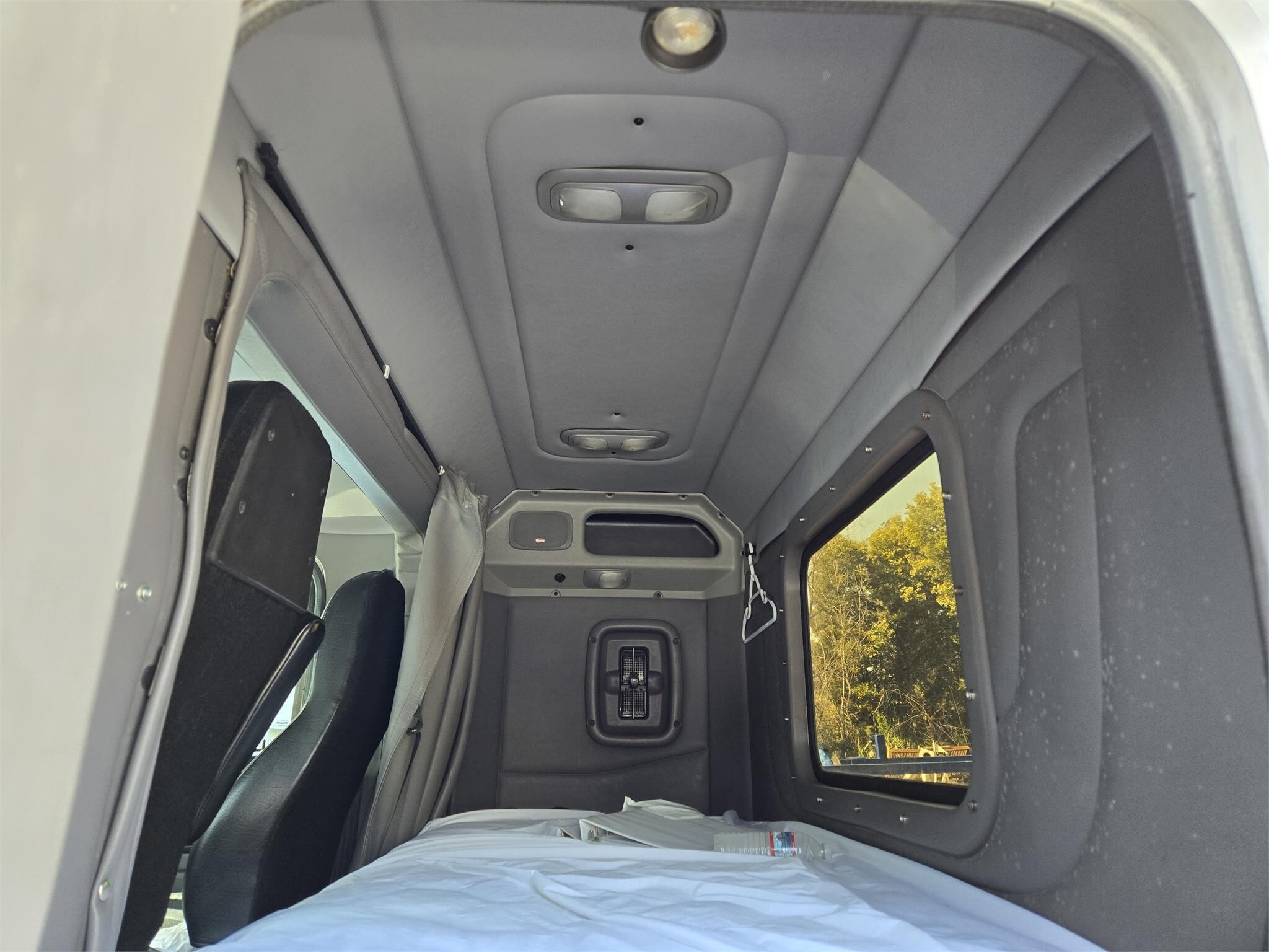 2012 Peterbilt 388 Semi Trucks/Trailer