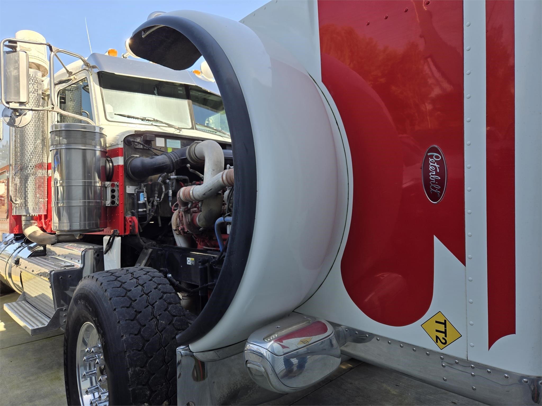 2012 Peterbilt 388 Semi Trucks/Trailer