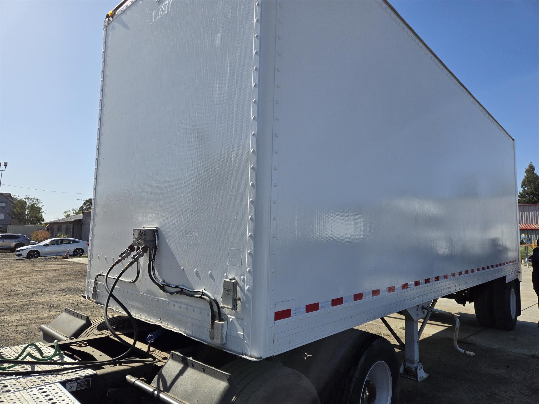 1987 Alloy 27FT Box Trucks/Trailer