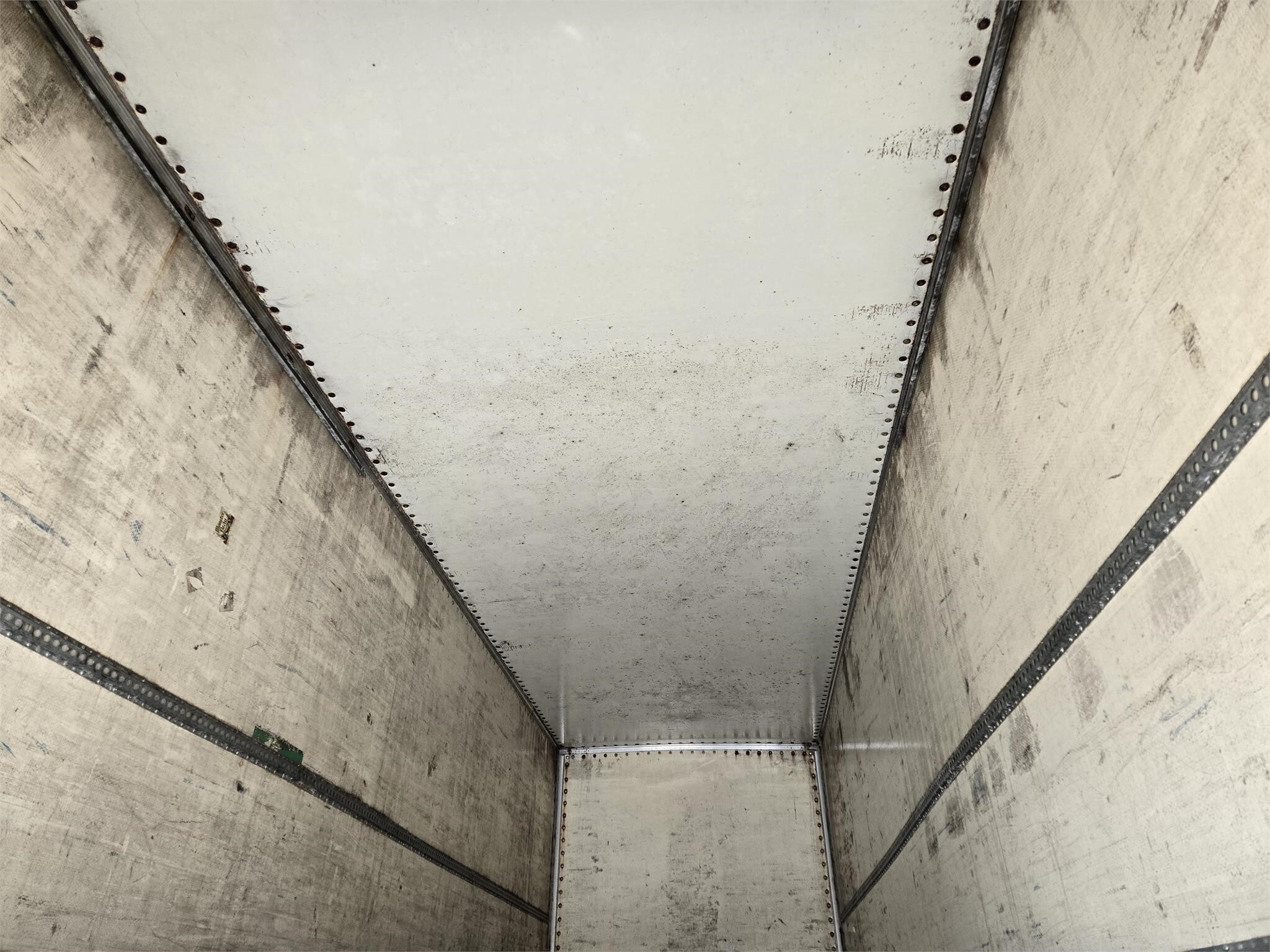 1987 Alloy 27FT Box Trucks/Trailer