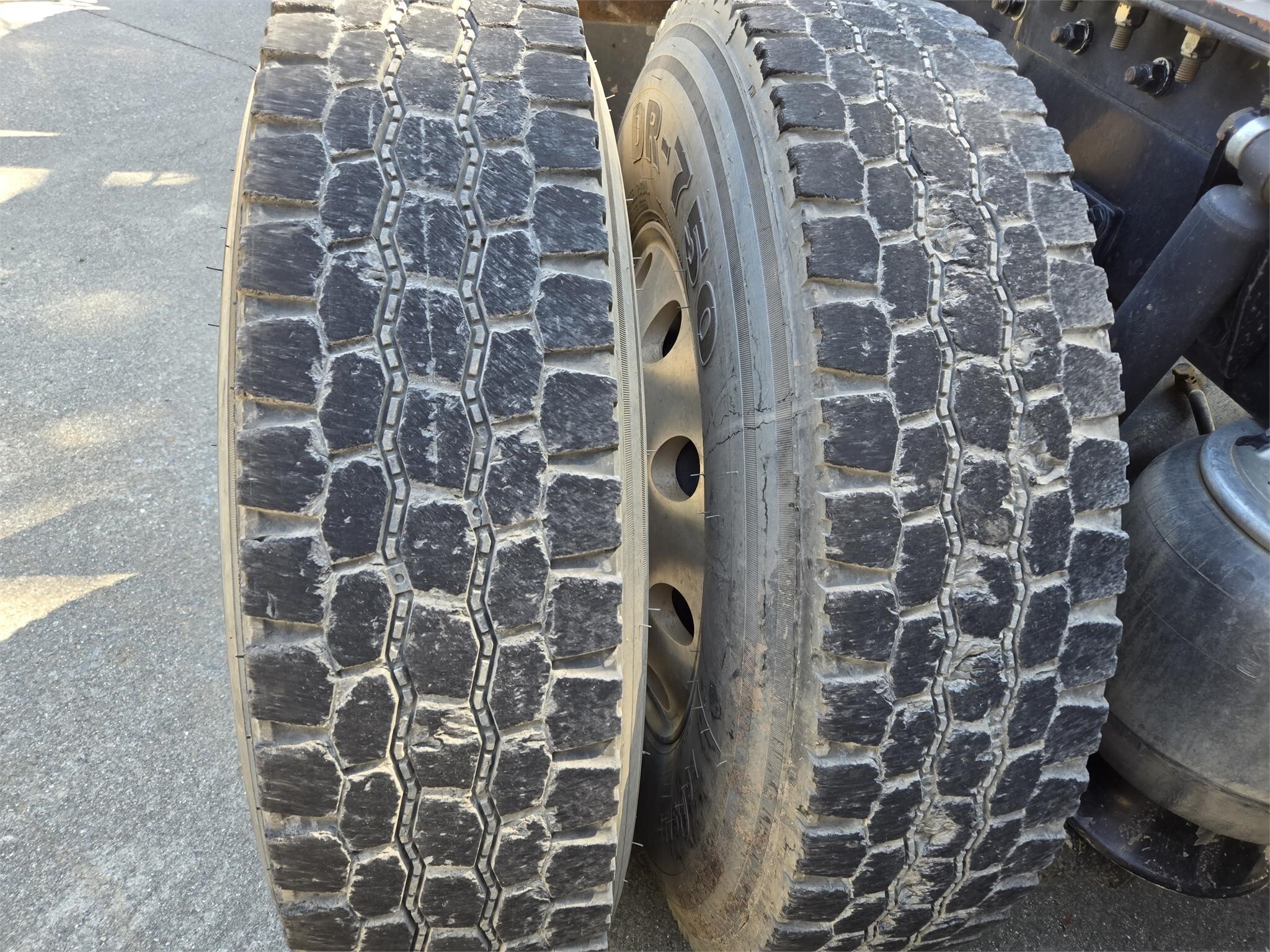 2018 Kenworth T800 Grain Truck