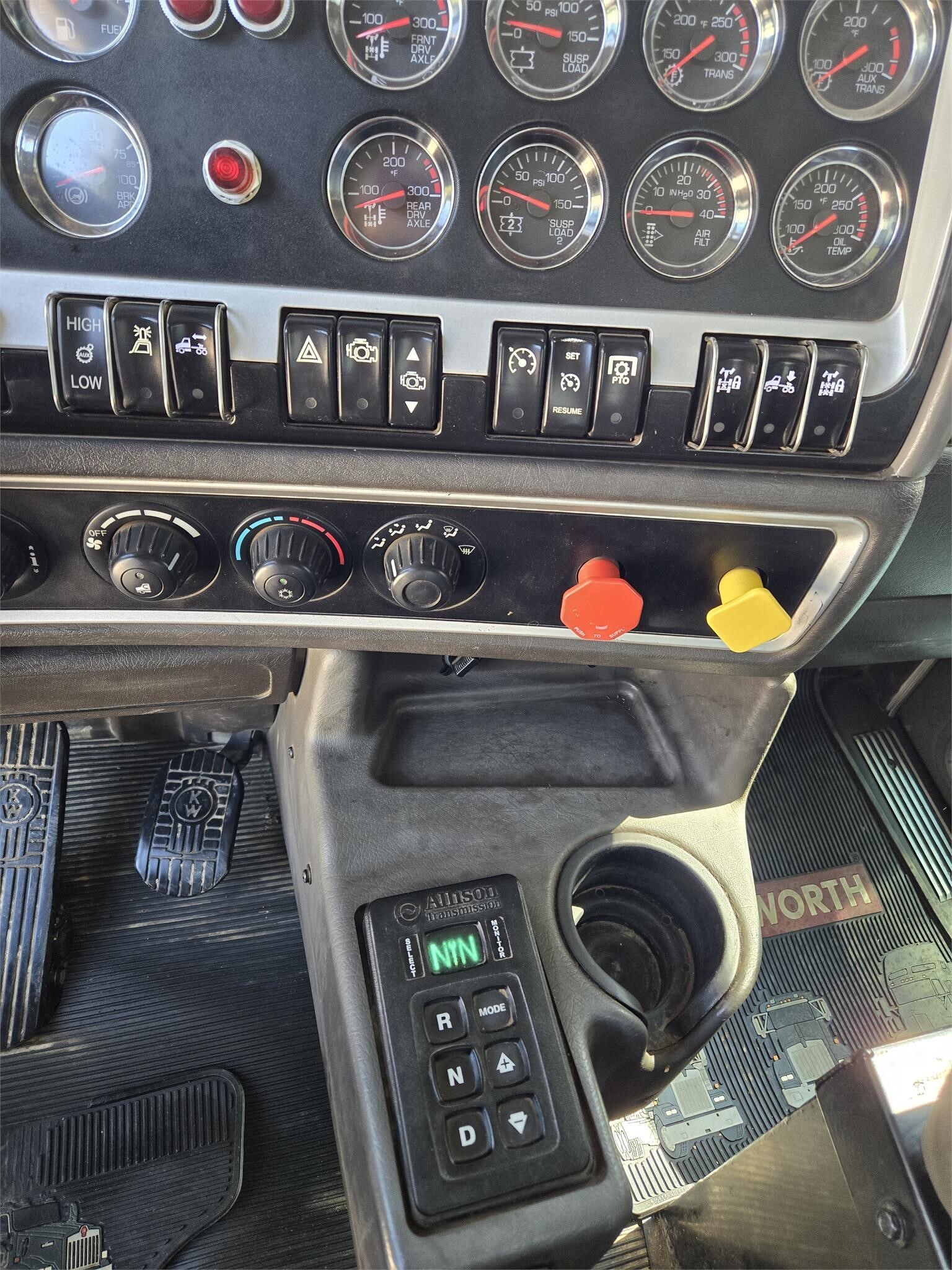 2018 Kenworth T800 Grain Truck