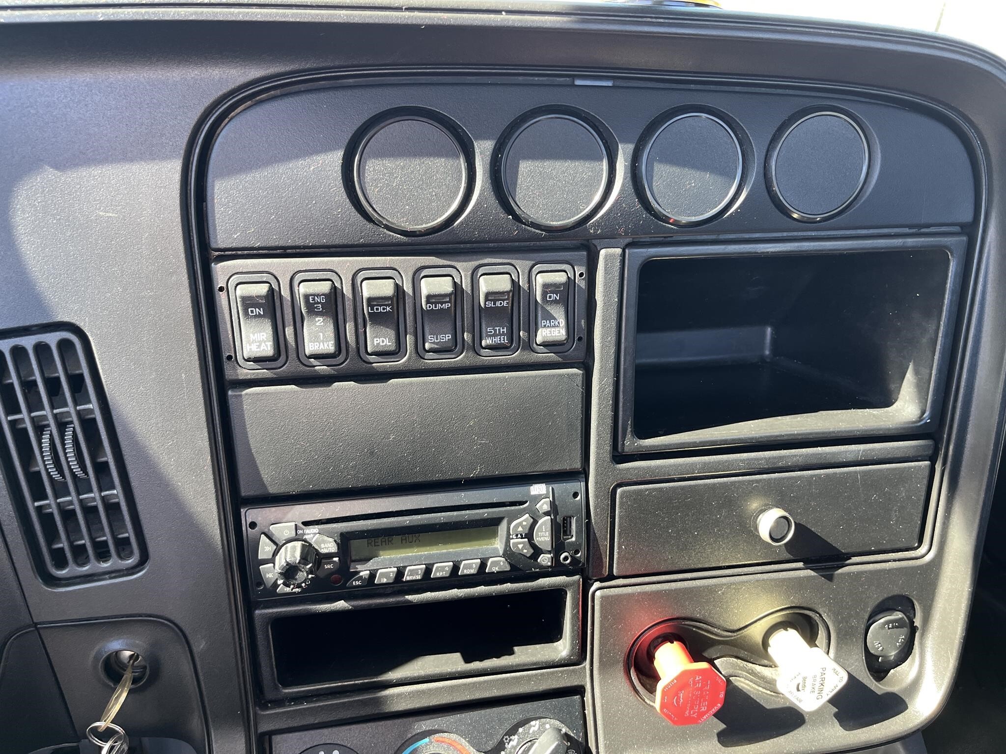 2013 International ProStar Semi Trucks/Trailer