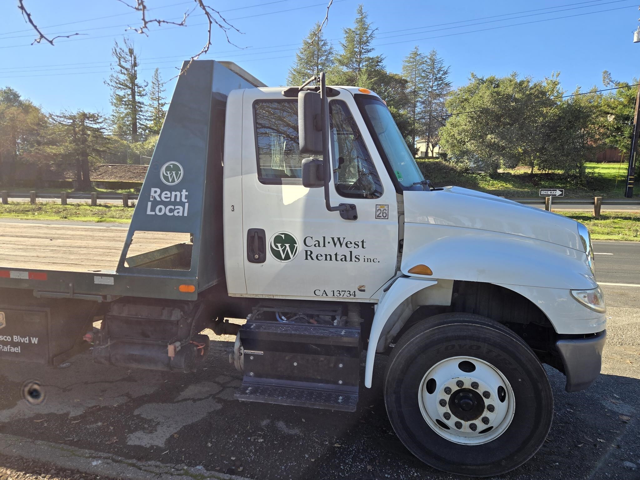 2019 International DURASTAR 4300 Semi Trucks/Trailer