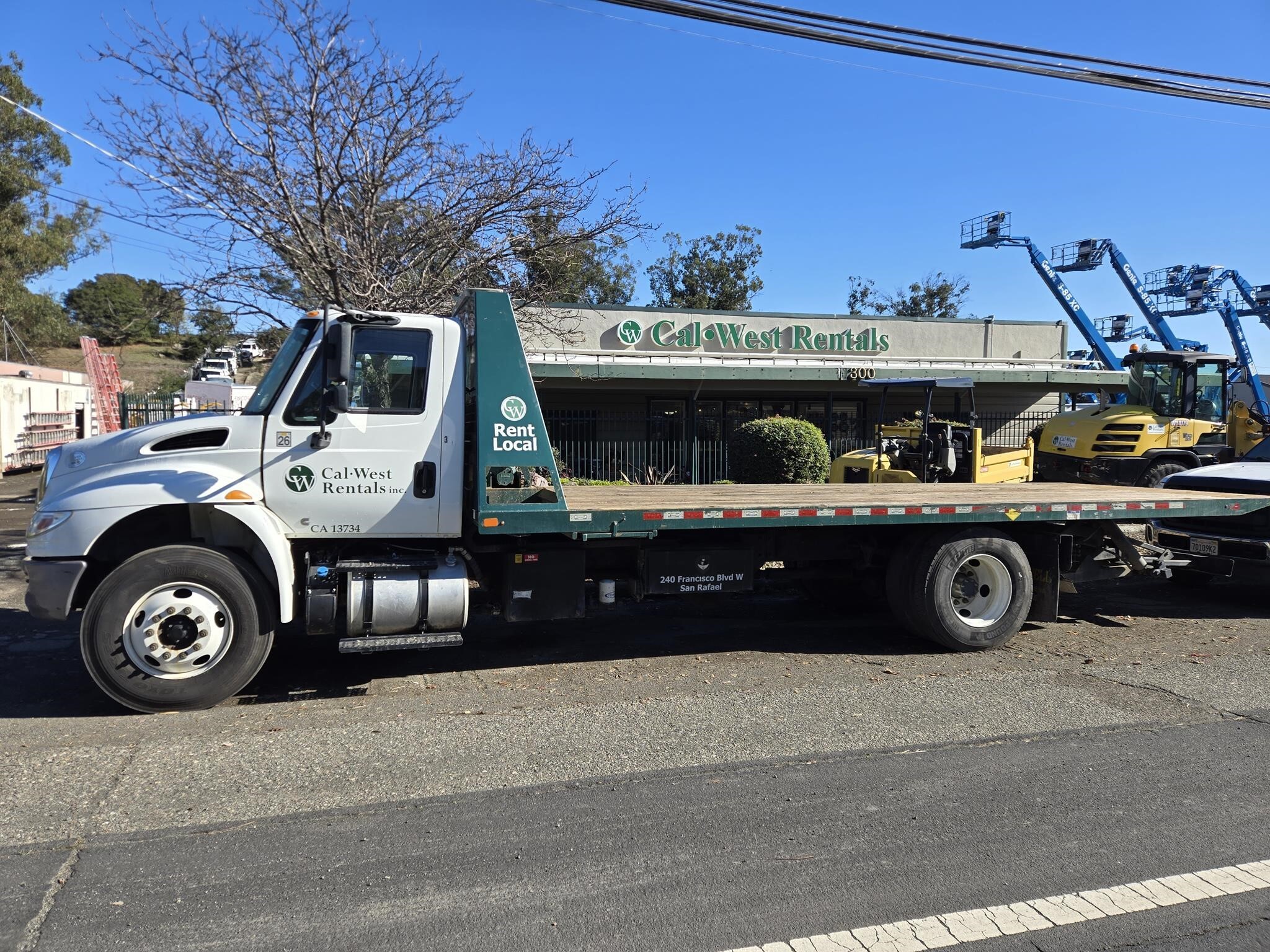 2019 International DURASTAR 4300 Semi Trucks/Trailer