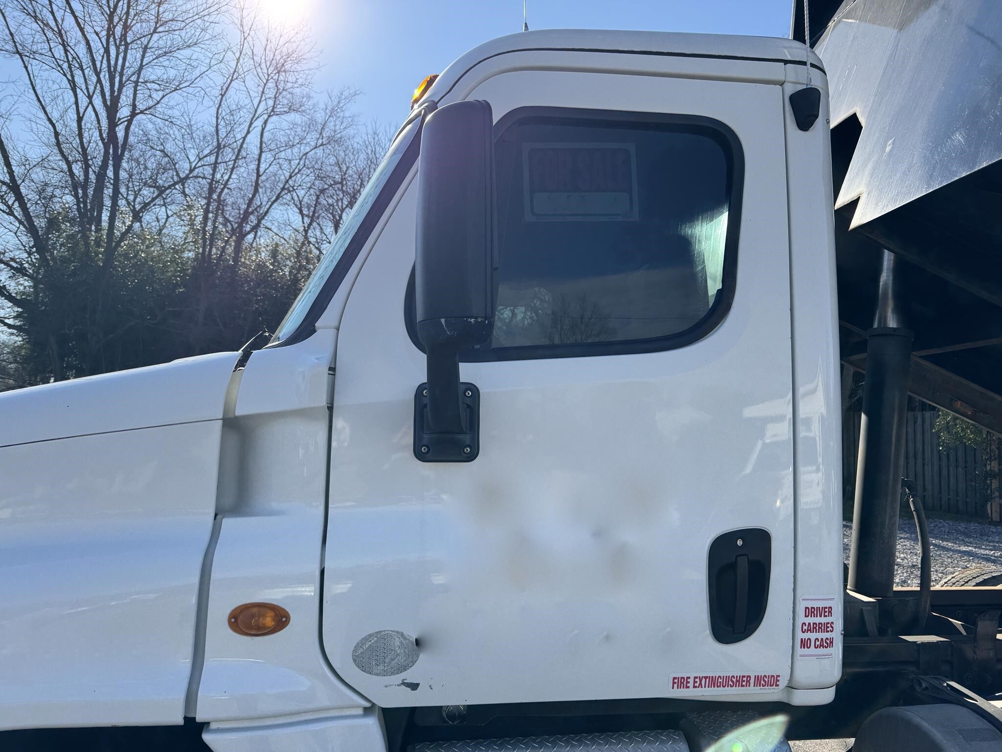 2013 Freightliner Cascadia 125 Semi Trucks/Trailer