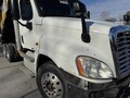 2013 Freightliner Cascadia 125 Semi Trucks/Trailer