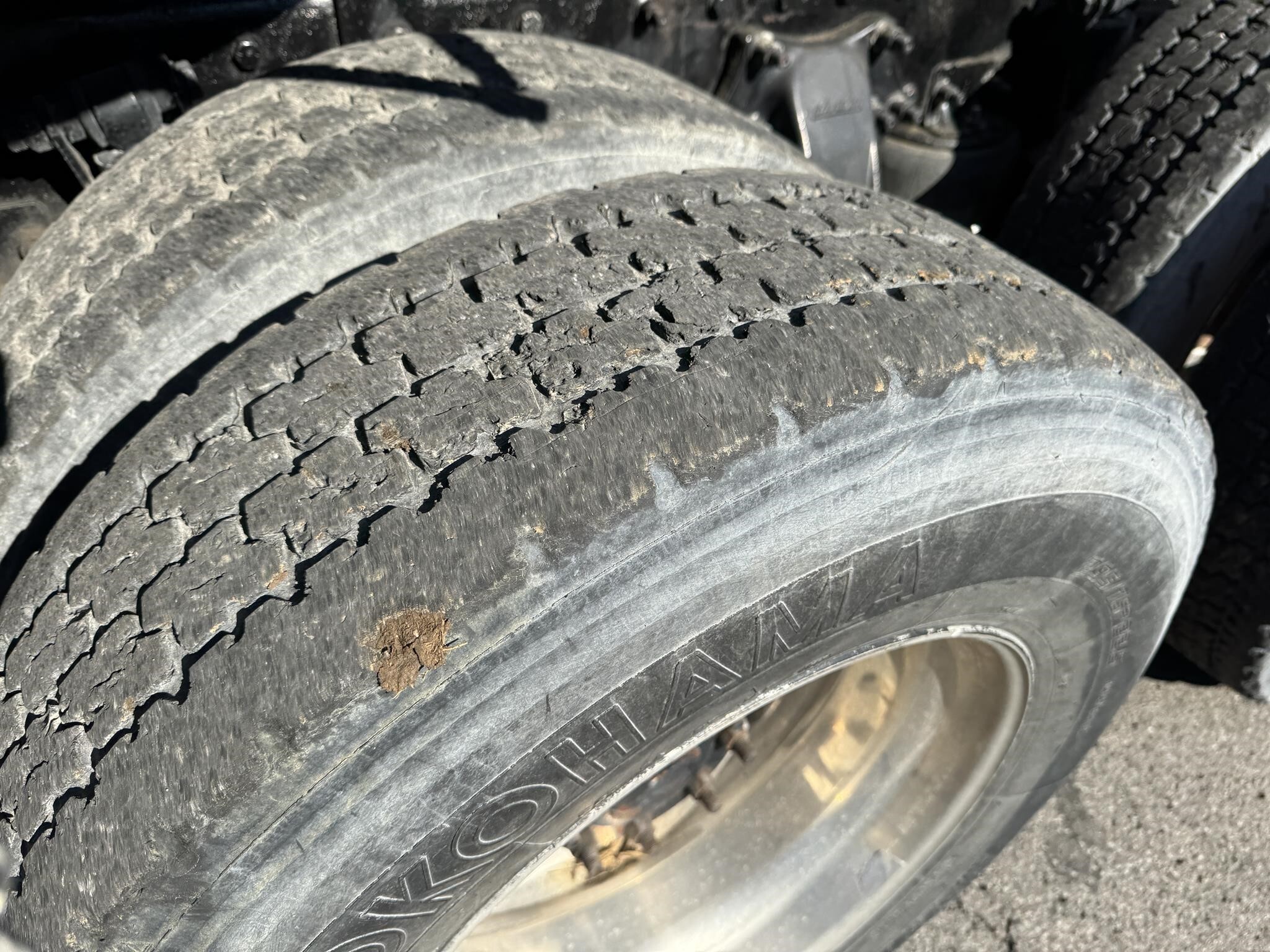 2013 Freightliner Cascadia 125 Semi Trucks/Trailer