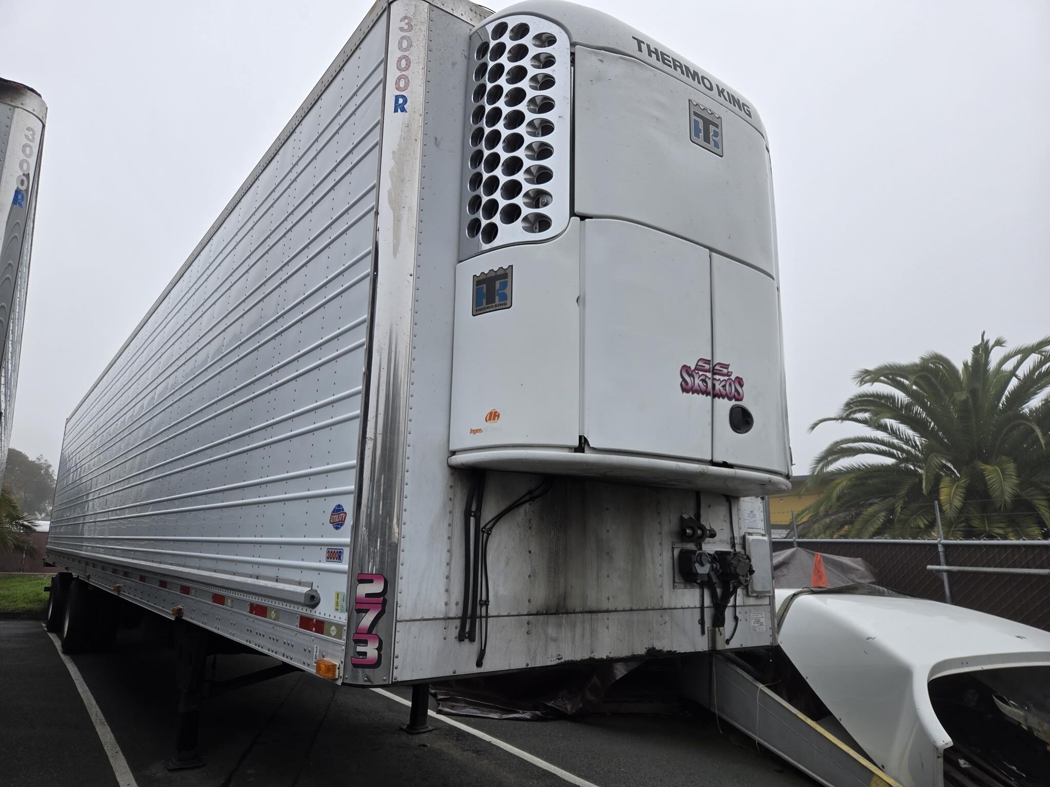2011 Utility 53' Box Trucks/Trailer