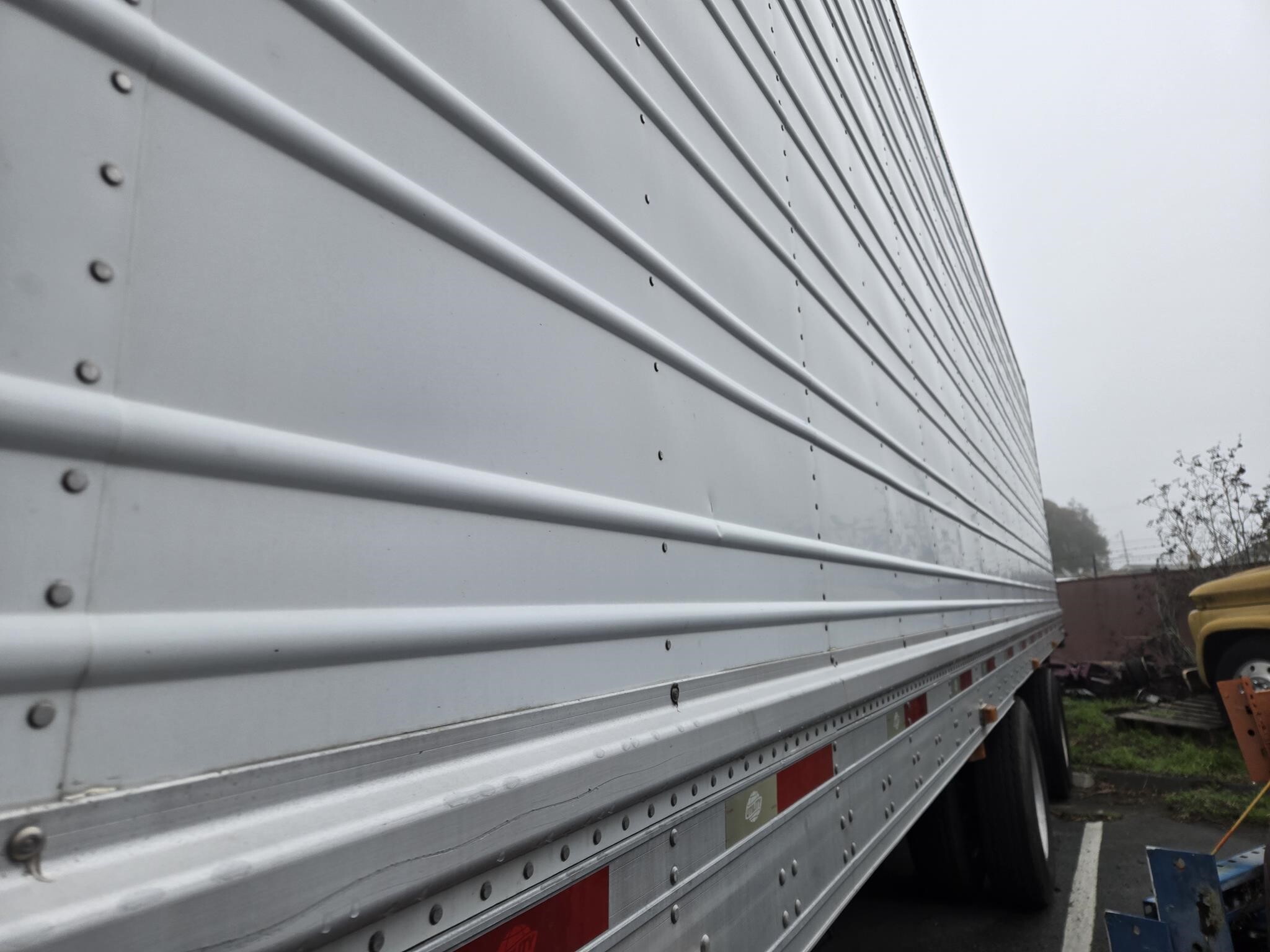 2011 Utility 53' Box Trucks/Trailer