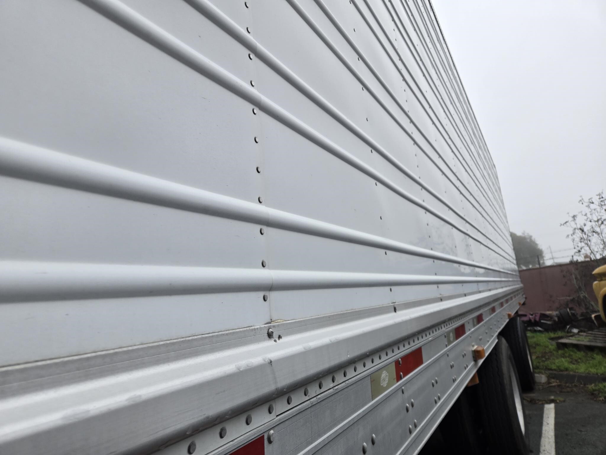 2011 Utility 53' Box Trucks/Trailer