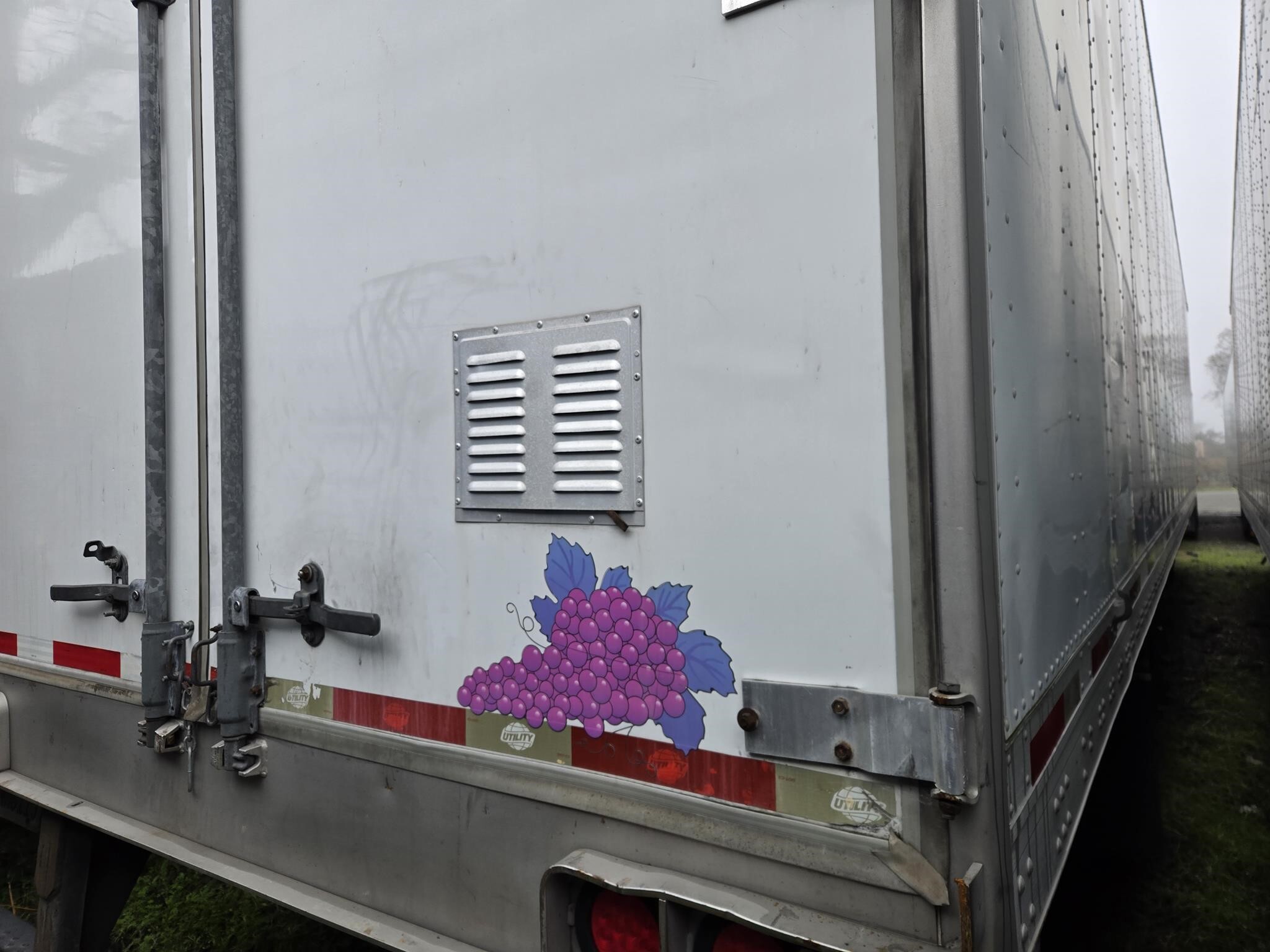 2008 Utility 53' Box Trucks/Trailer