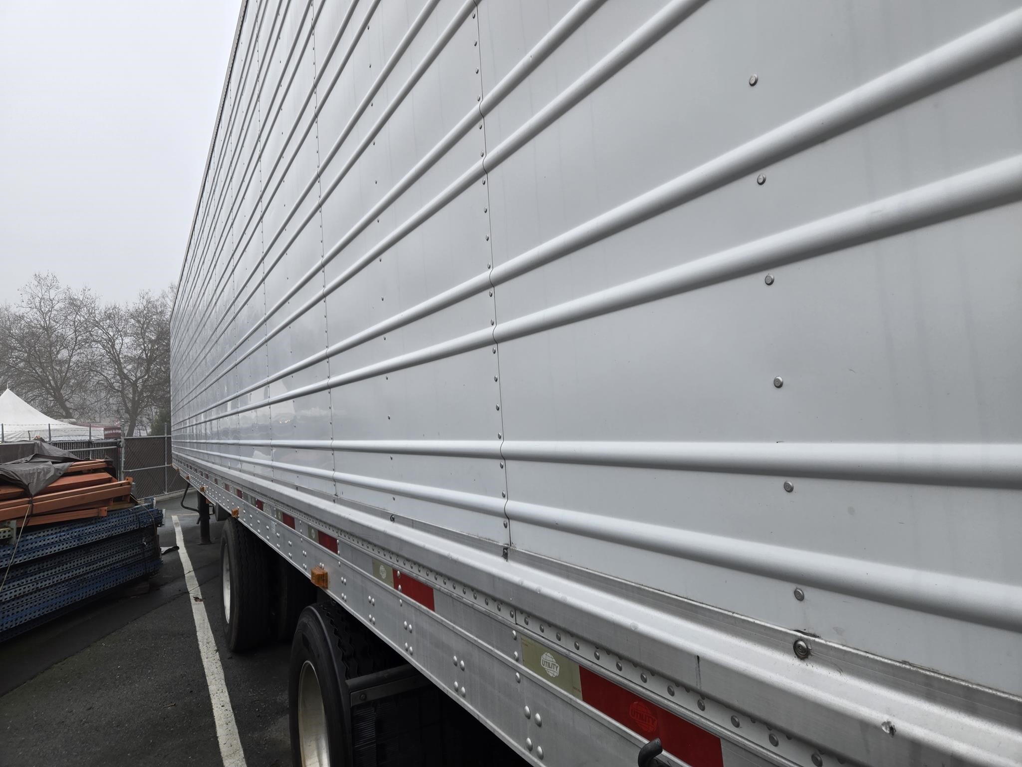 2011 Utility 53' Box Trucks/Trailer