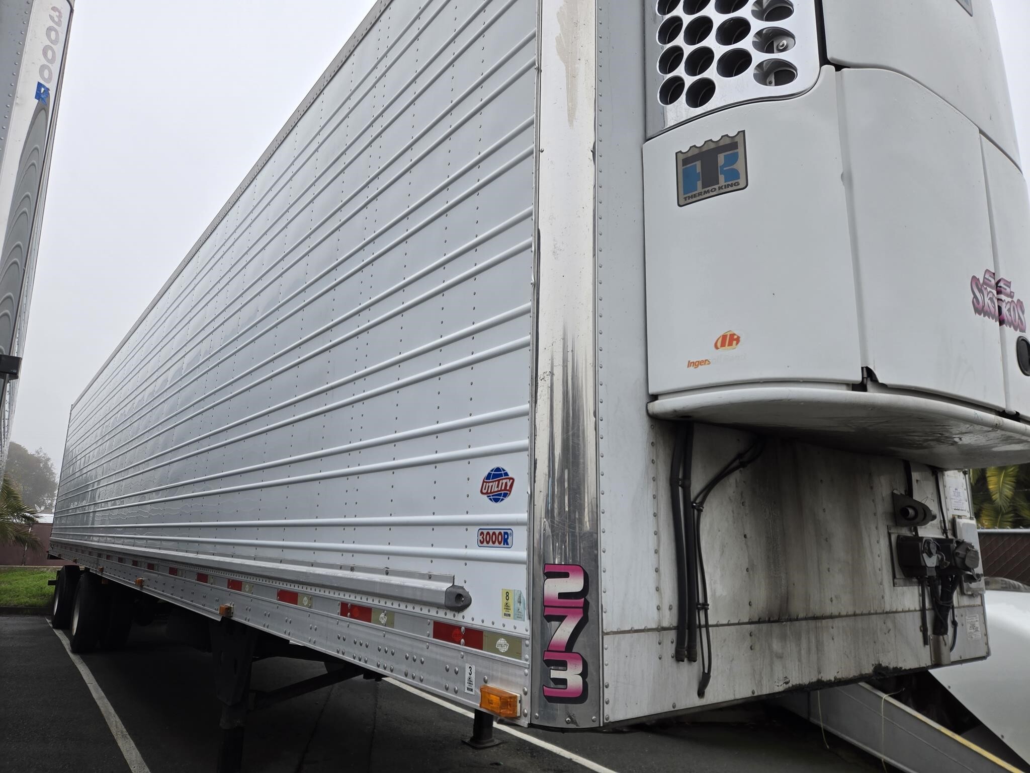 2011 Utility 53' Box Trucks/Trailer