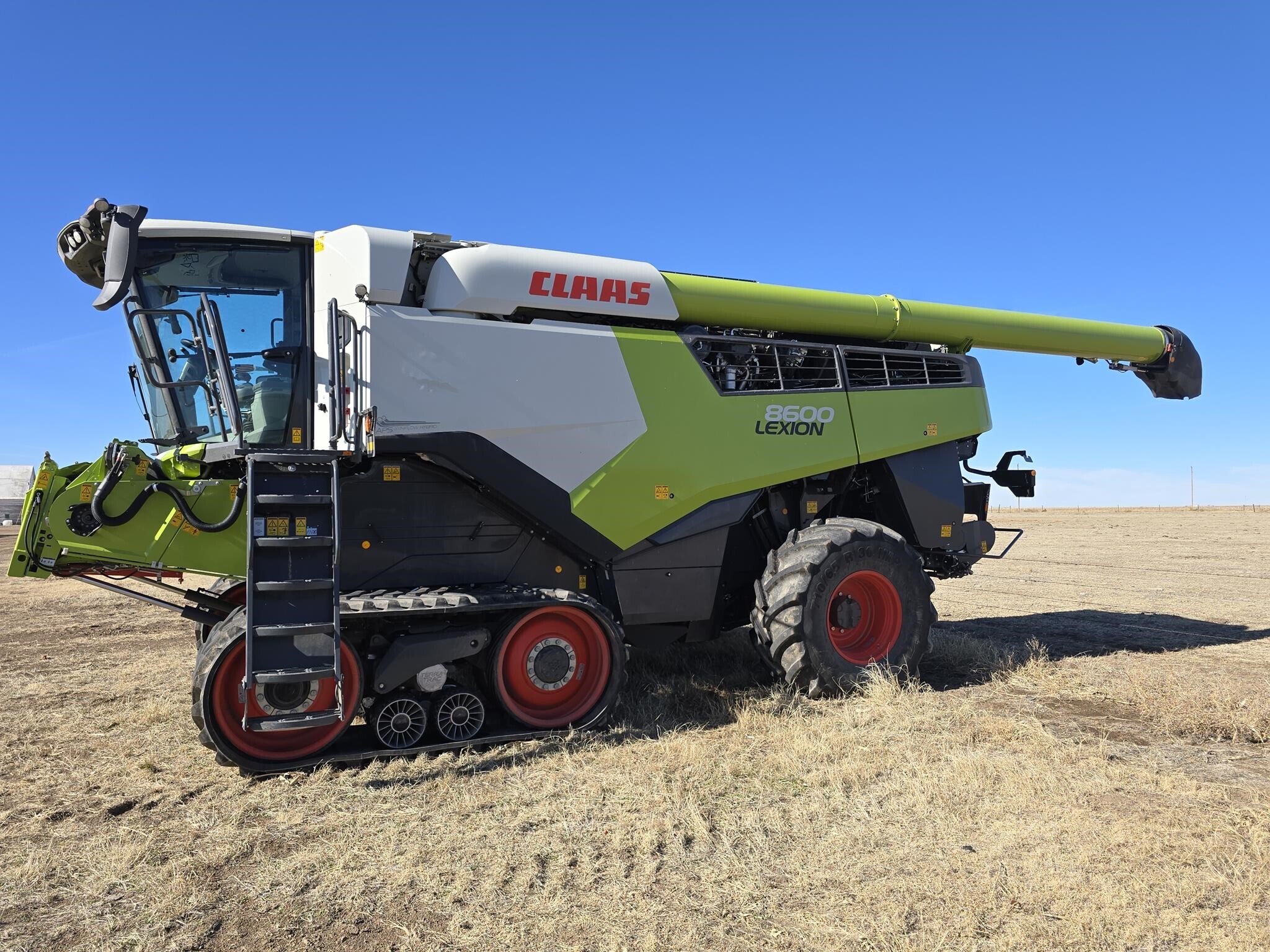 2023 Claas LEXION 8600TT Combine