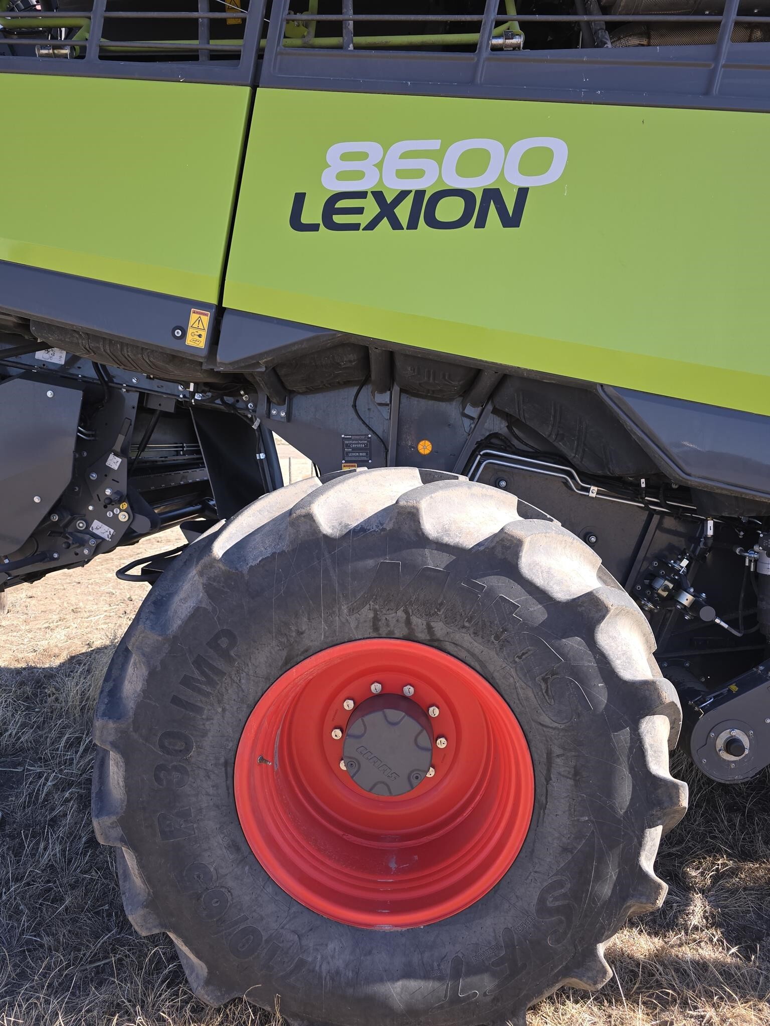 2023 Claas LEXION 8600TT Combine
