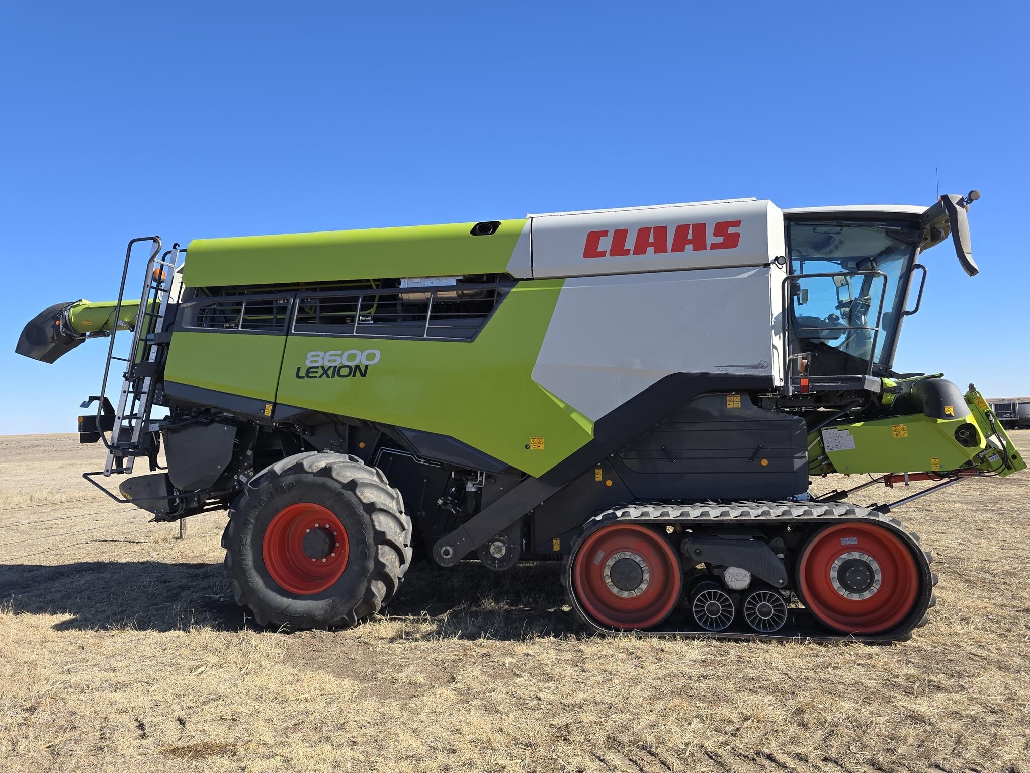 2023 Claas LEXION 8600TT Combine