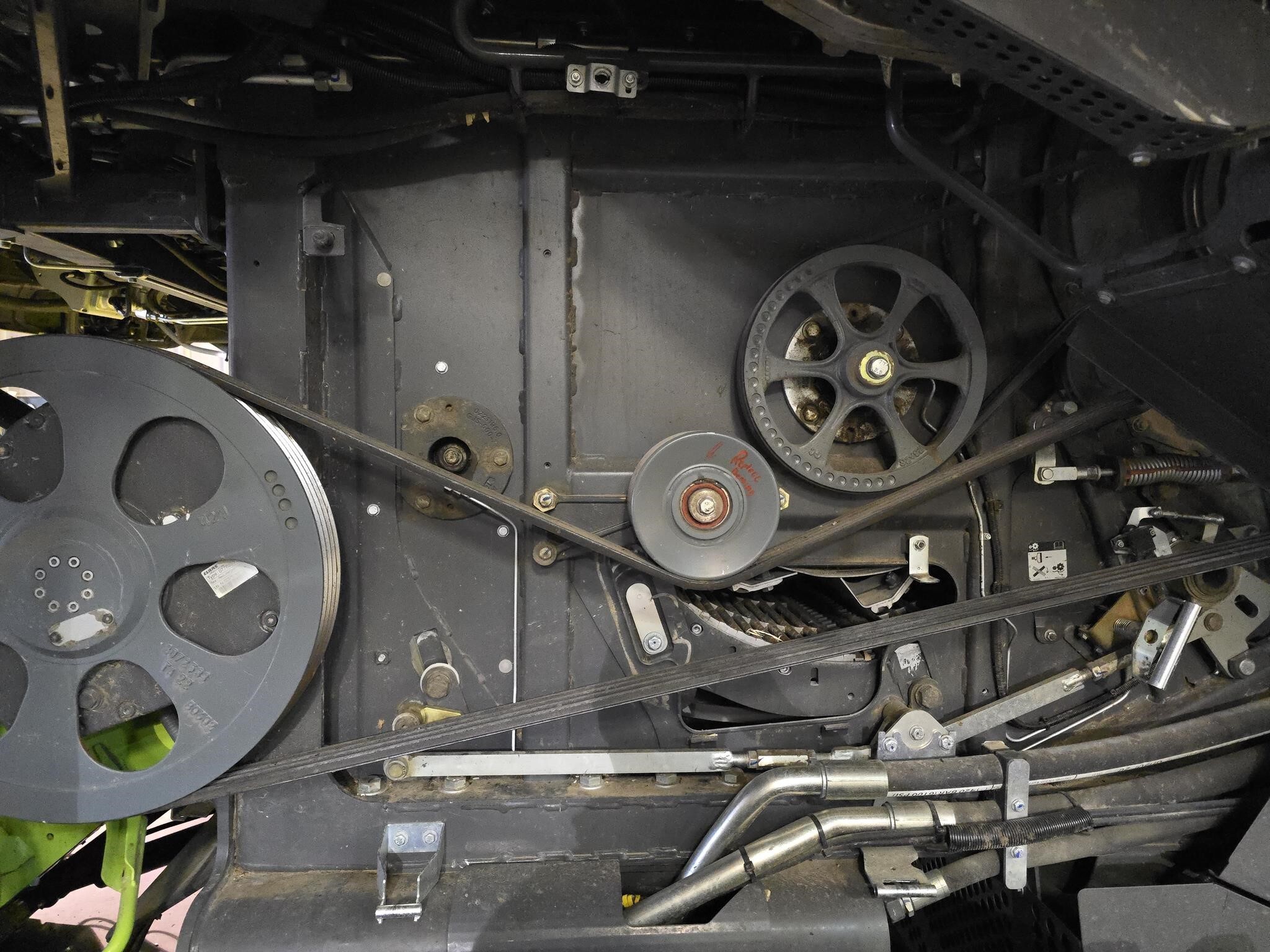 2023 Claas LEXION 8600TT Combine