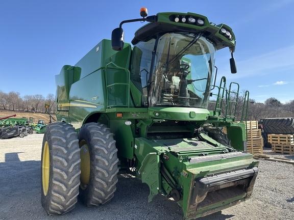 2018 John Deere S770 Combine