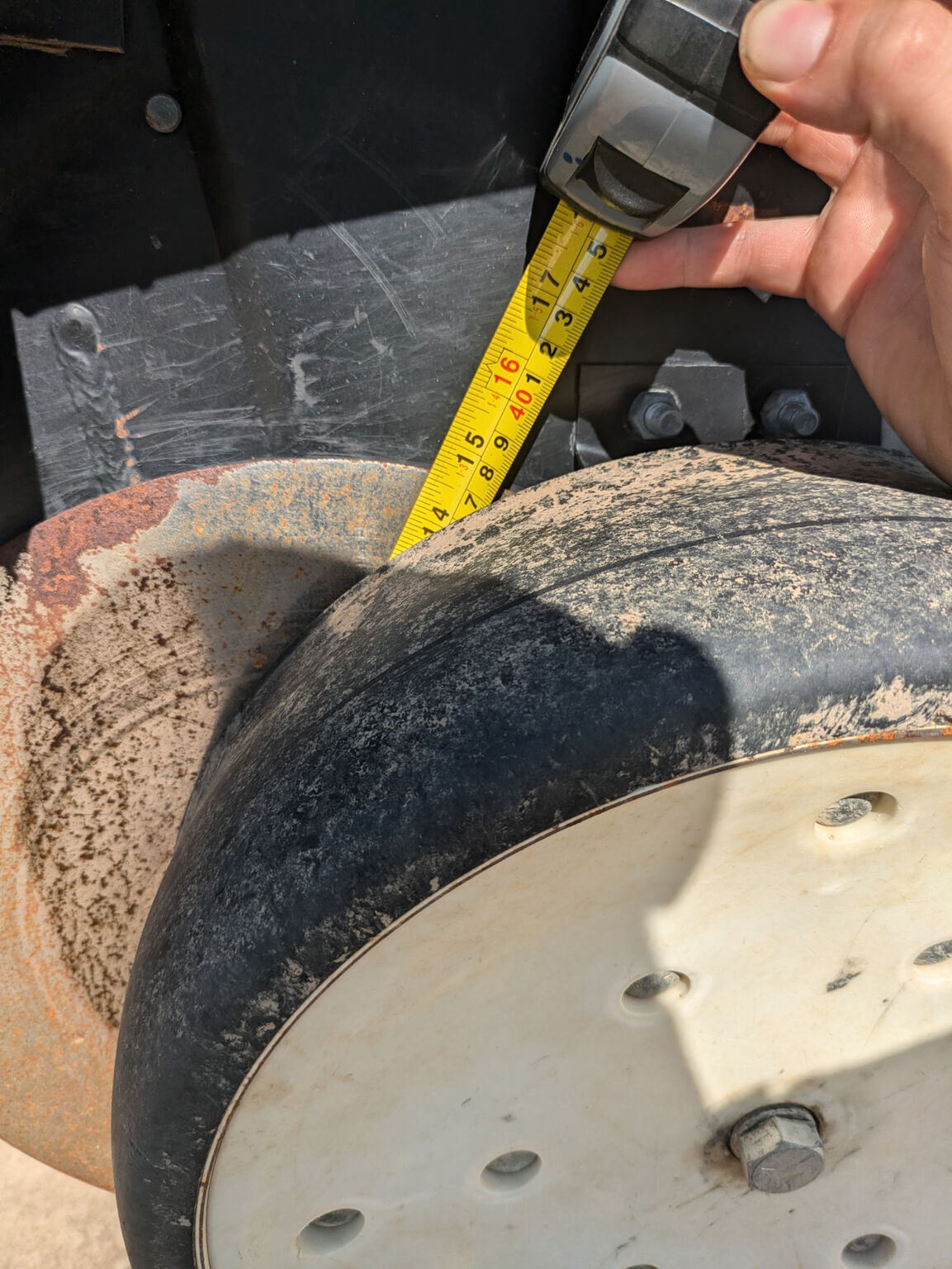 2011 Kinze 3700 Planter