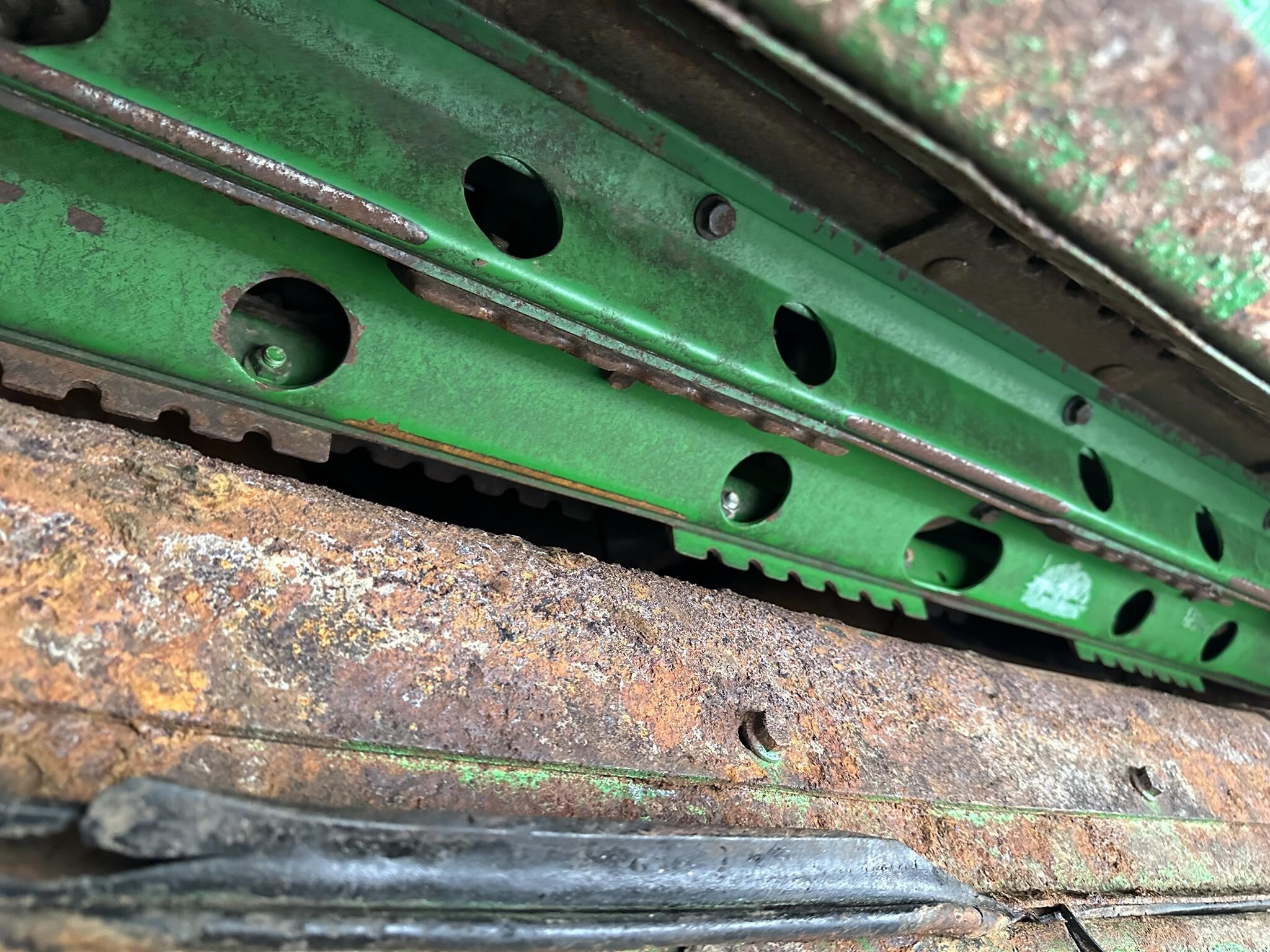 2013 John Deere S690 Combine